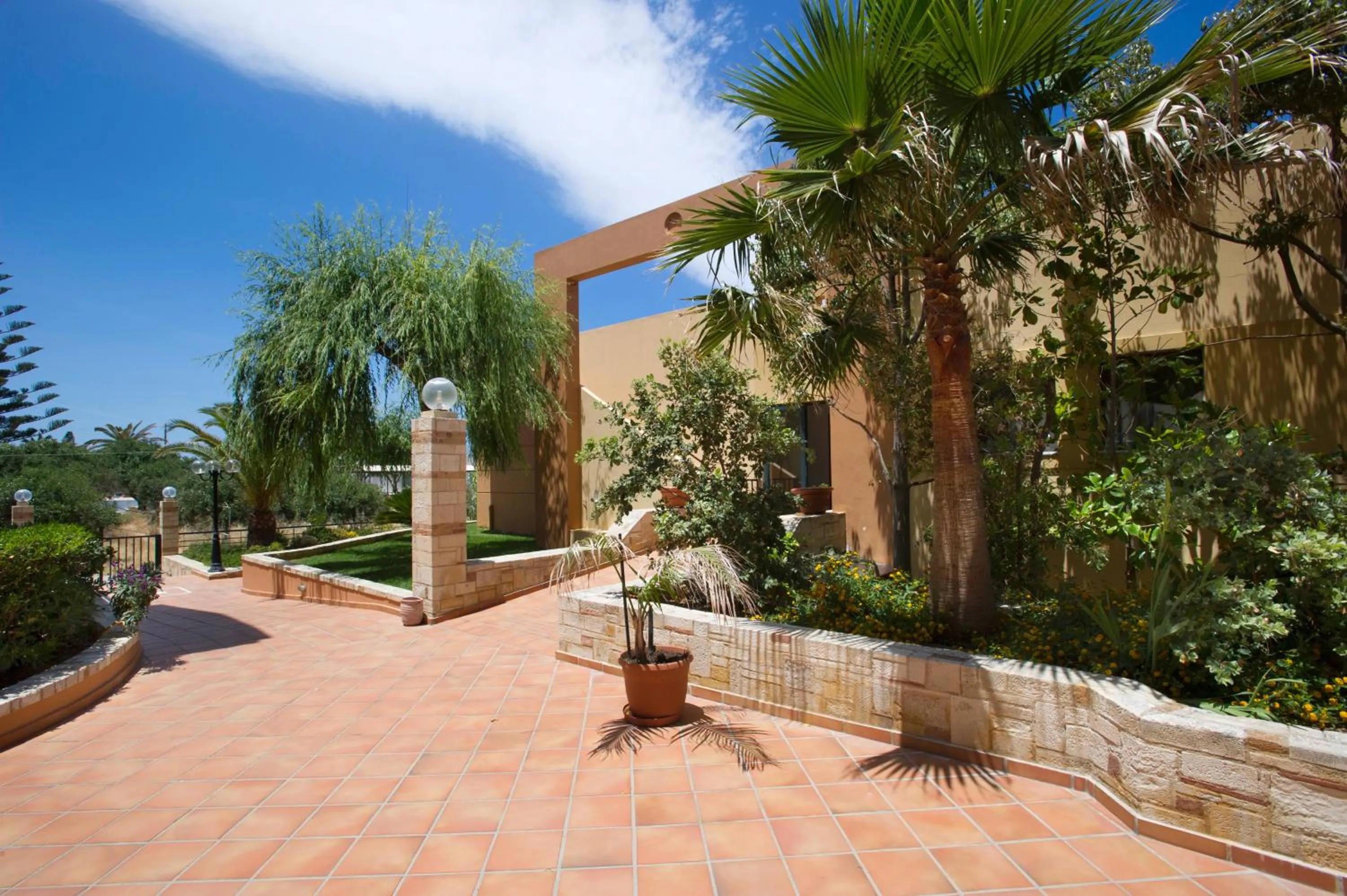 Garden in Silver Beach Hotel & Apartments