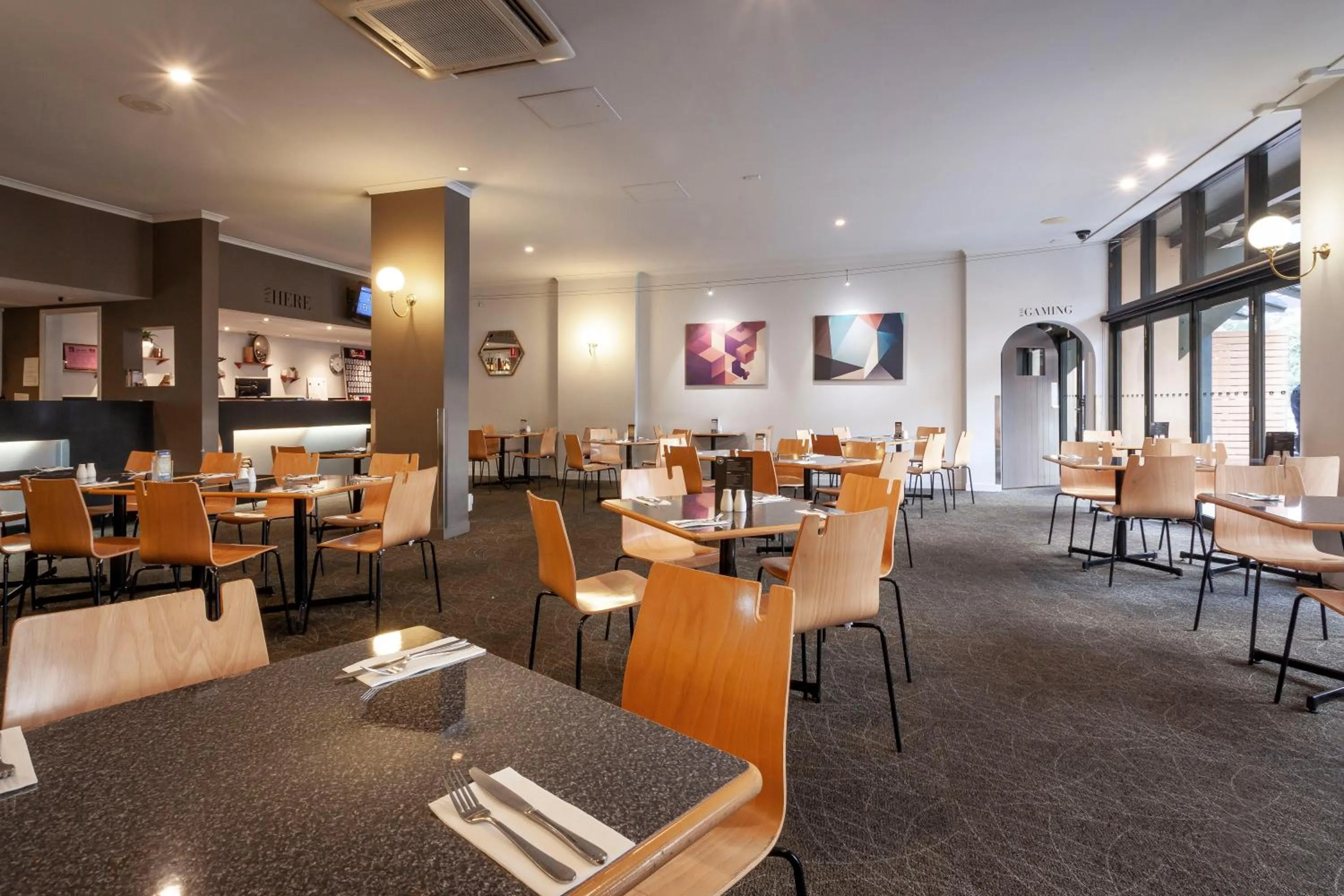 Restaurant/places to eat in Black Buffalo