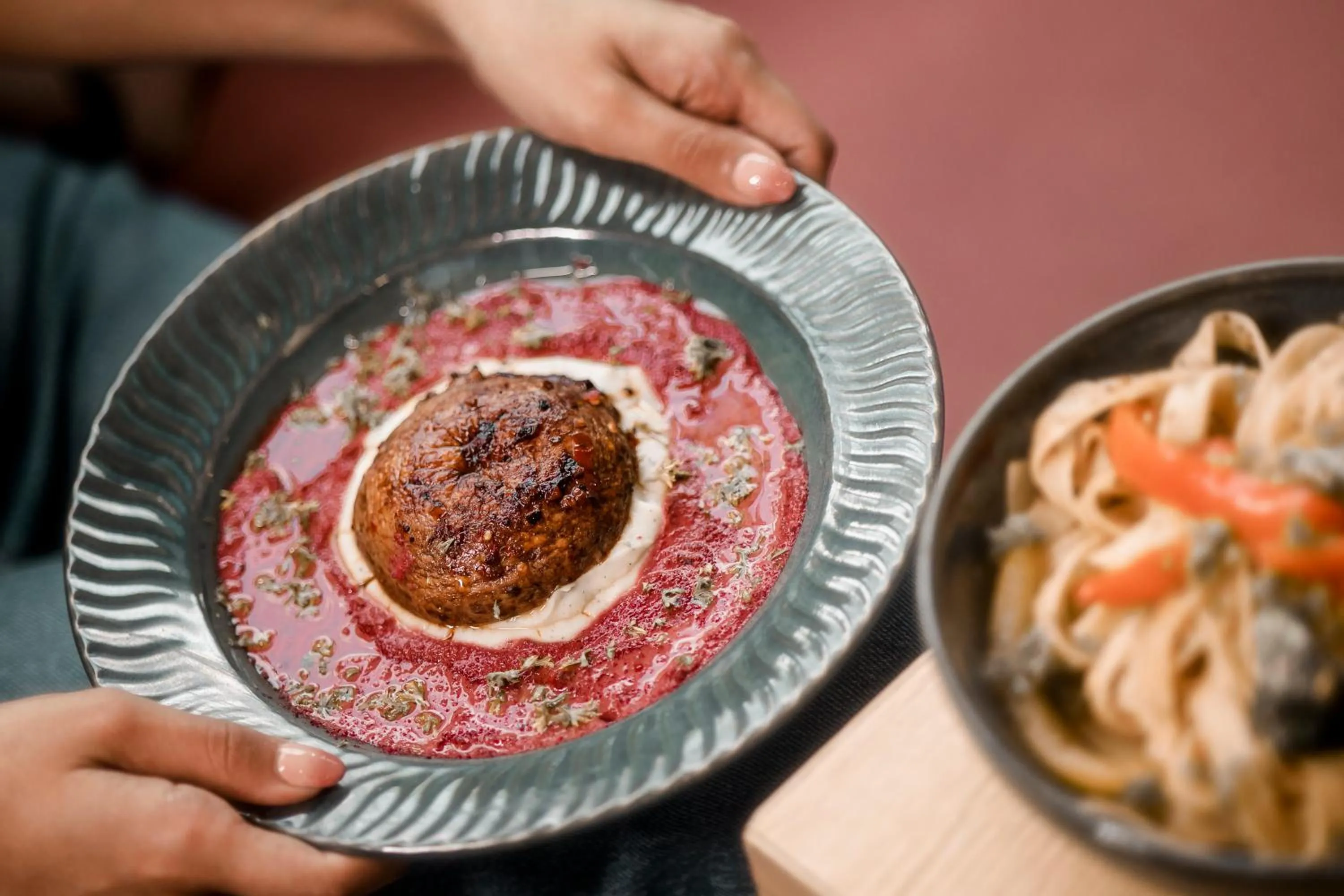 Restaurant/places to eat in Hotel Broadway Udaipur