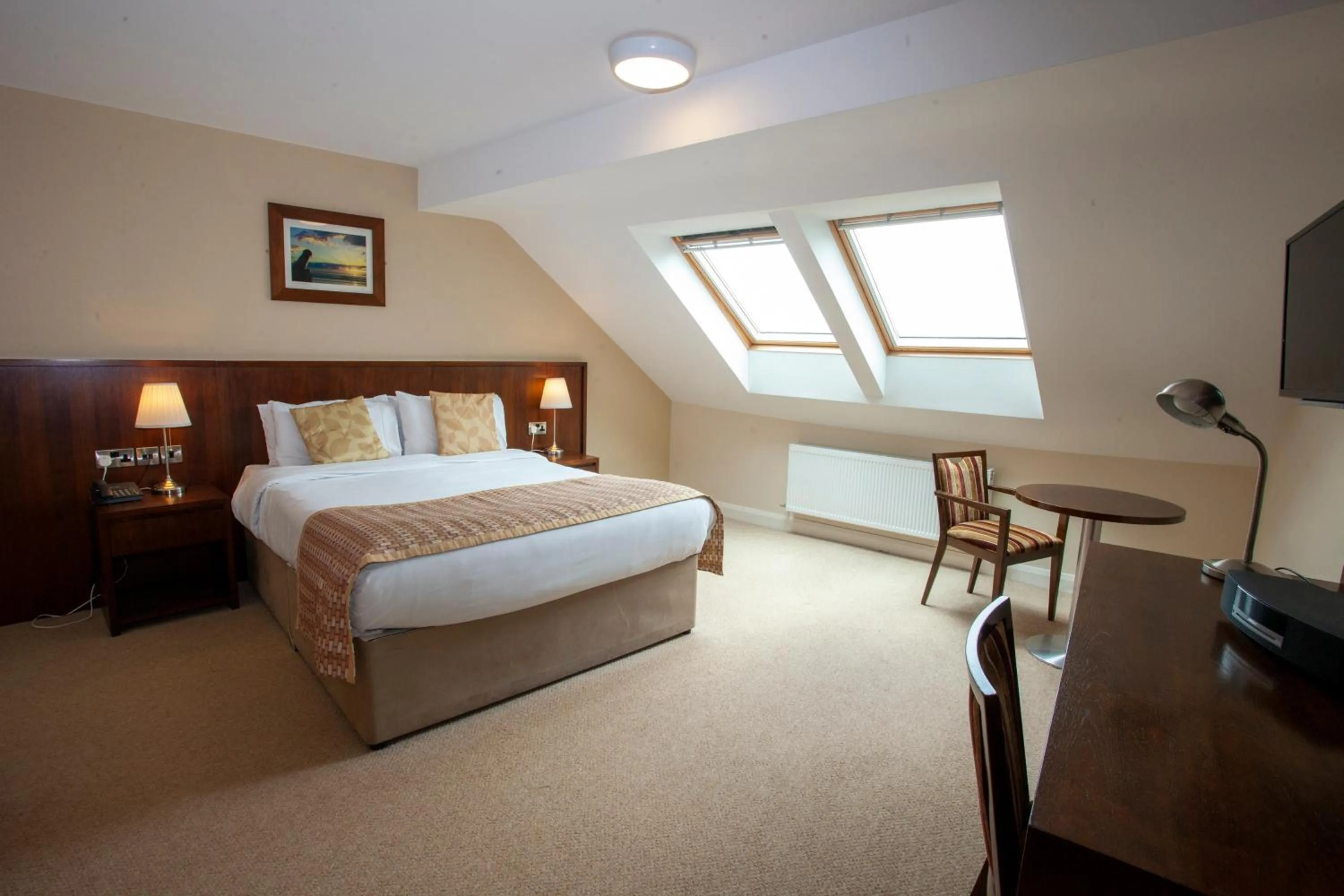 Bed in Strandhill Lodge and Suites Boutique Hotel