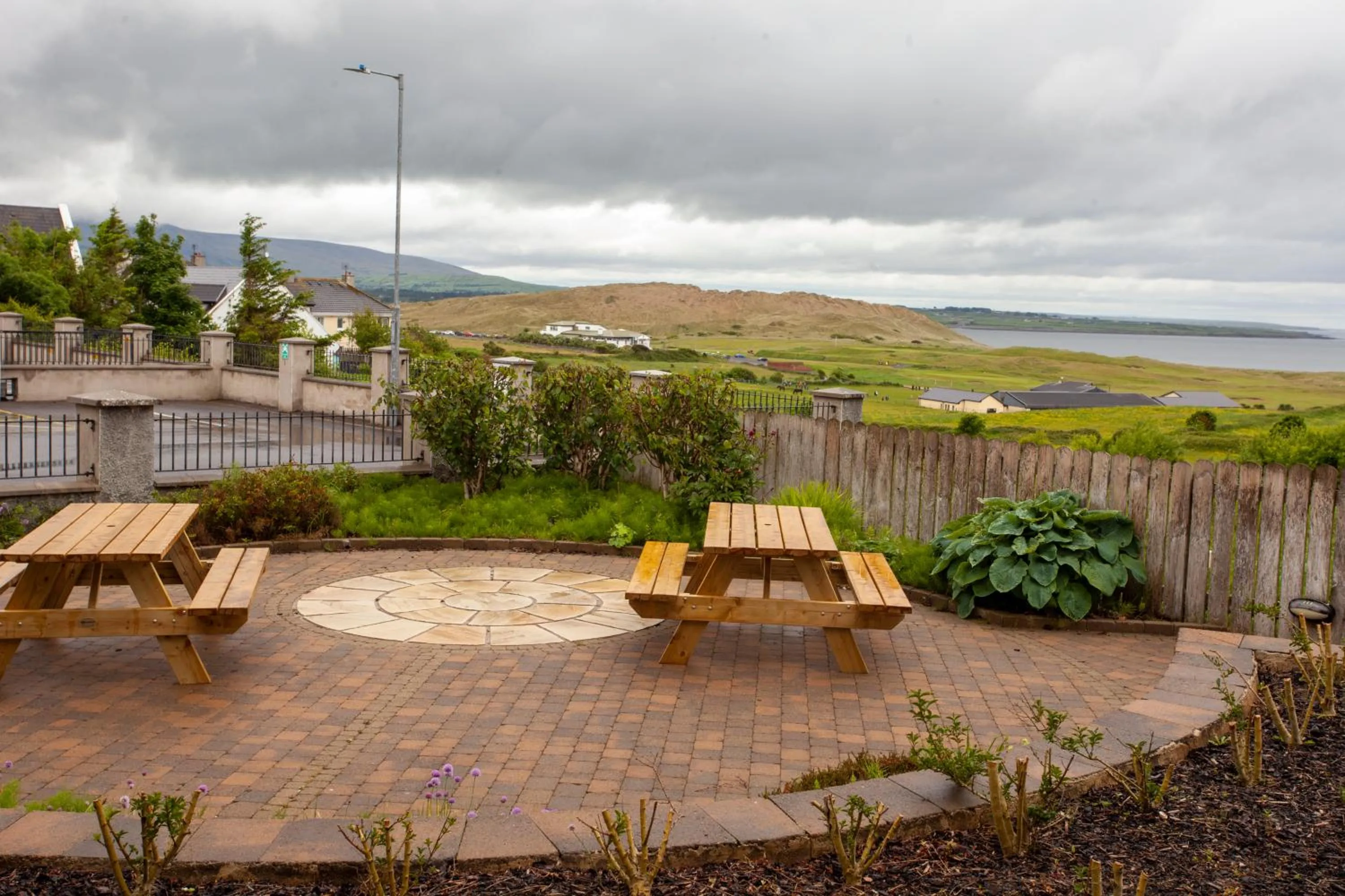 Strandhill Lodge and Suites Boutique Hotel