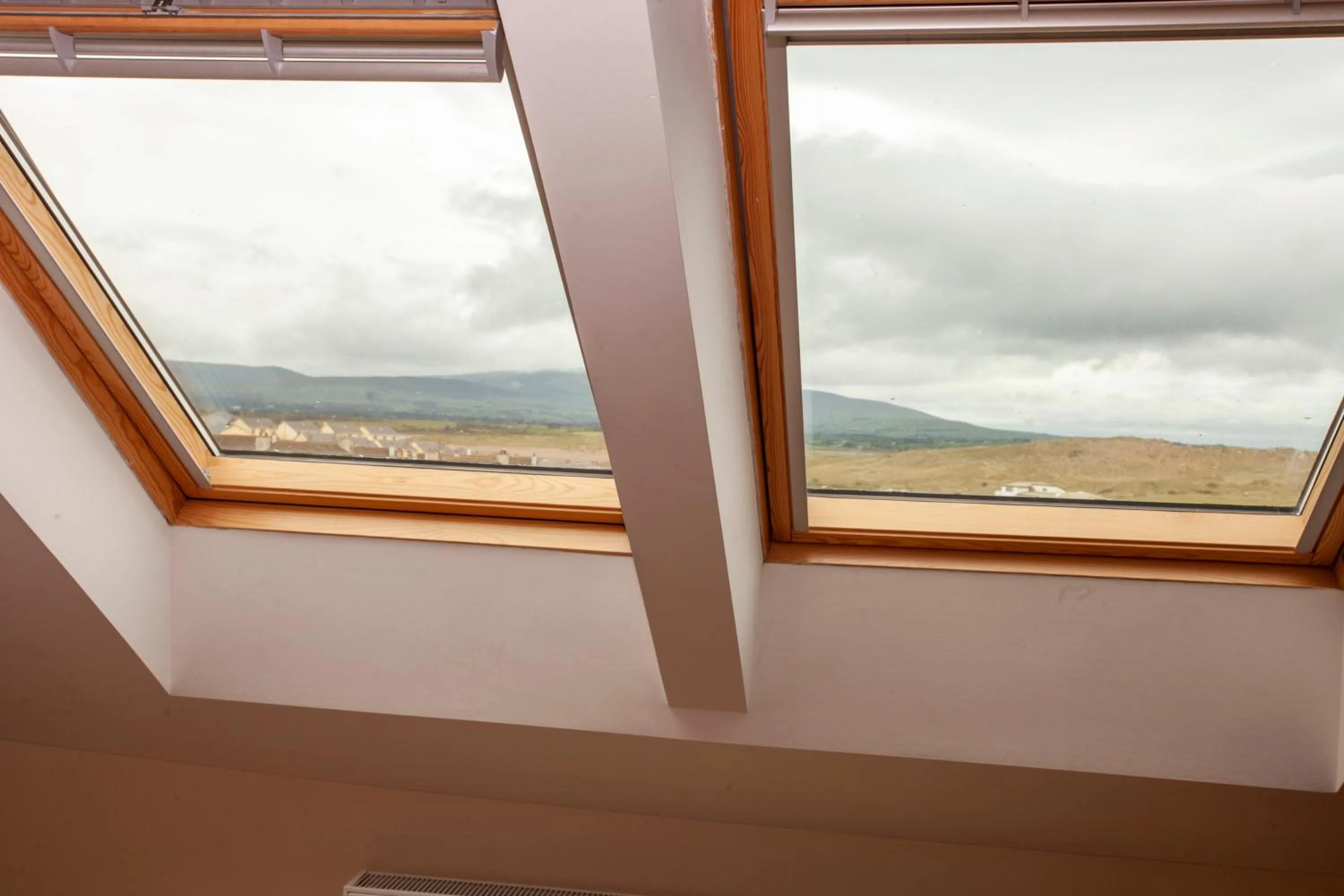 Strandhill Lodge and Suites Boutique Hotel