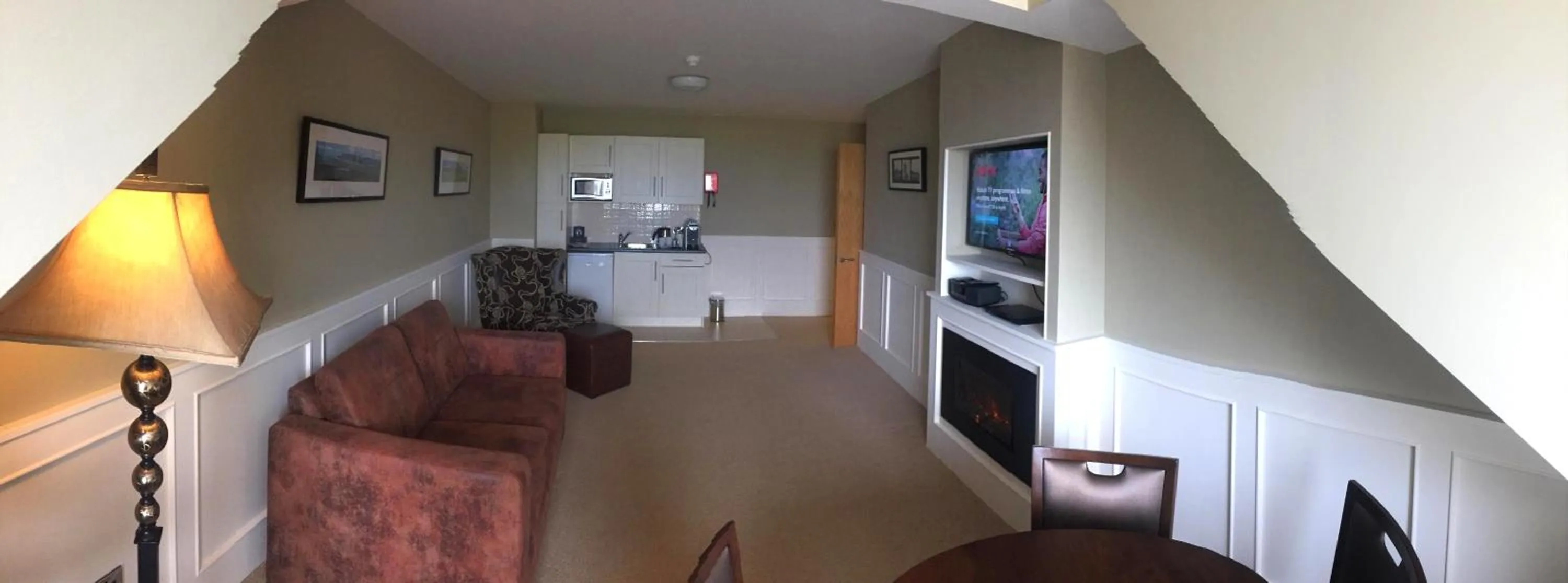 Seating area in Strandhill Lodge and Suites Boutique Hotel