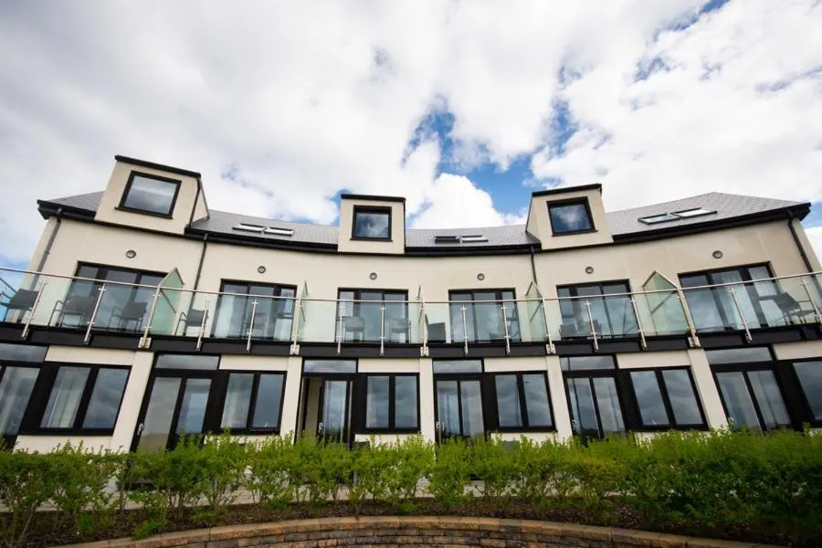 Property building in Strandhill Lodge and Suites Boutique Hotel