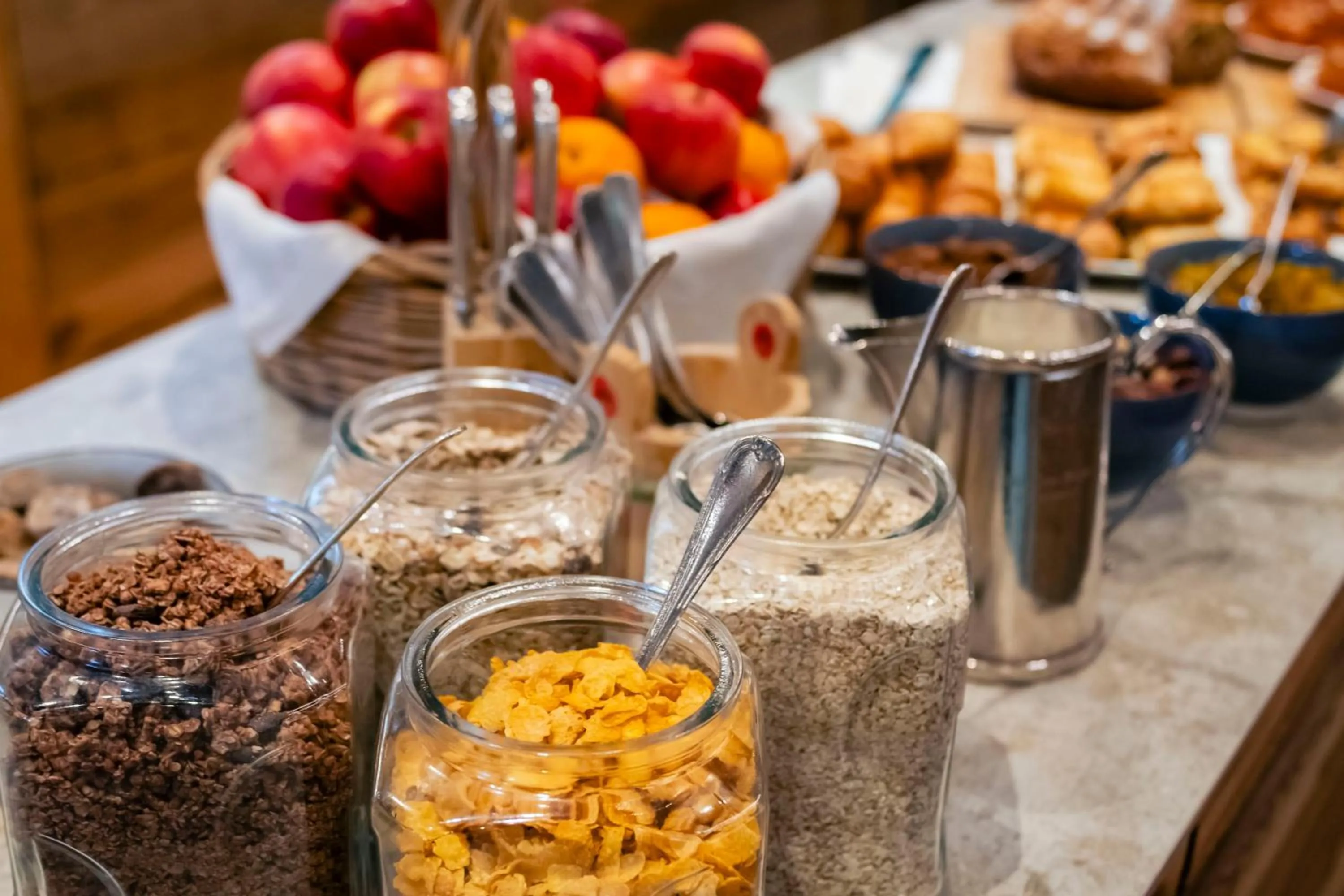 Breakfast in Hôtel-Restaurant Les Bas-Rupts, Singuliers Hôtel