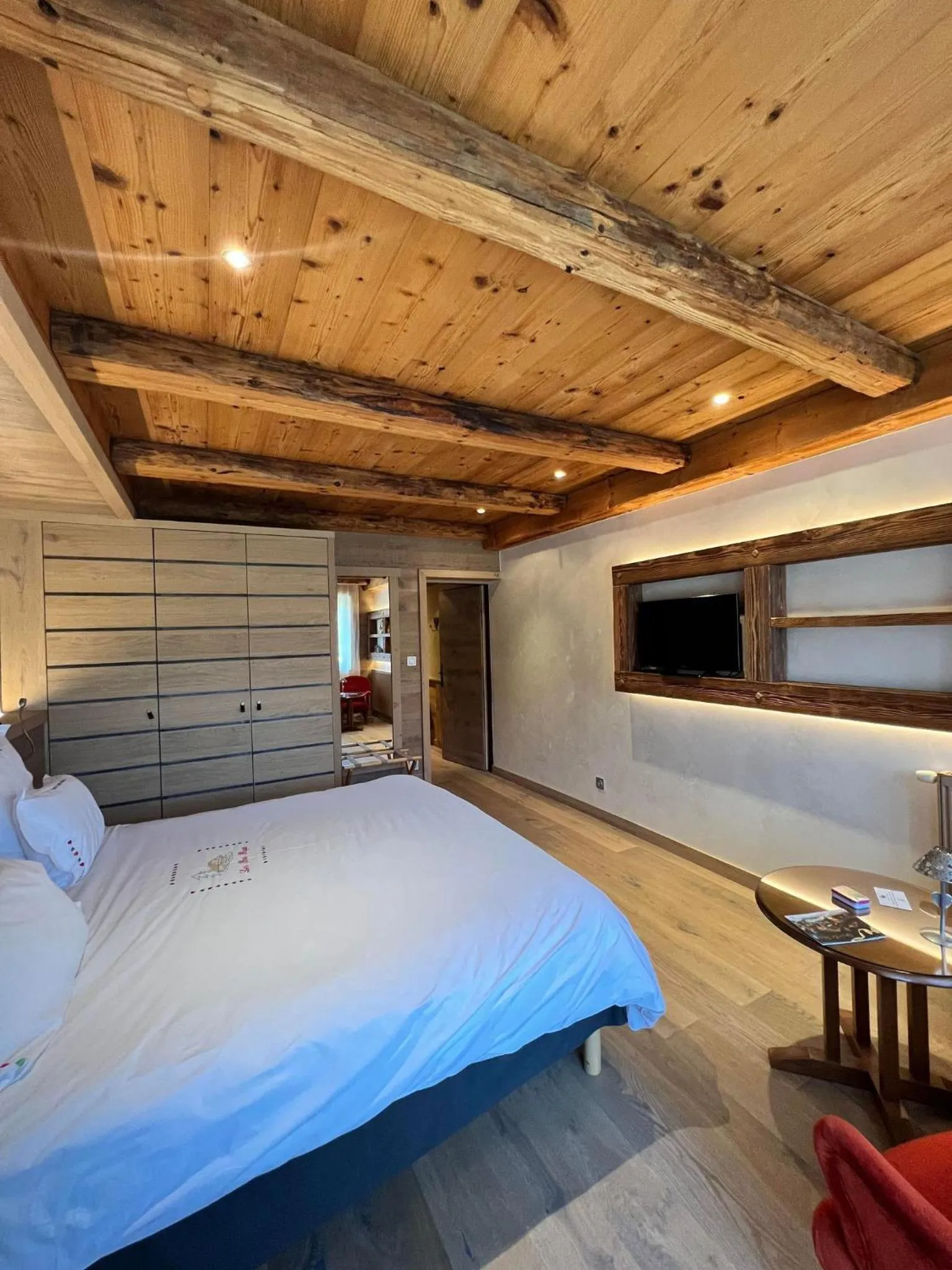 Bed in Hôtel-Restaurant Les Bas-Rupts, Singuliers Hôtel