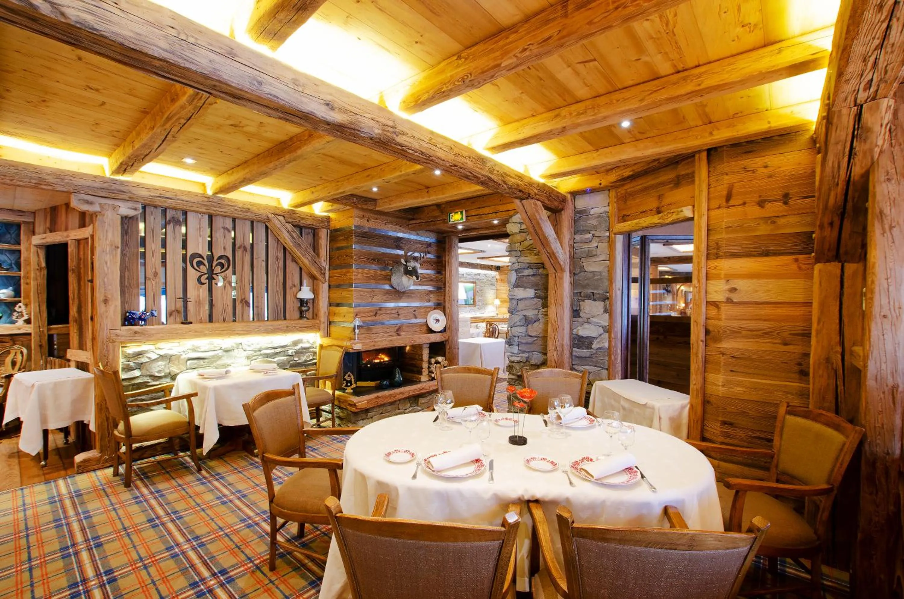 Restaurant/places to eat in Hôtel-Restaurant Les Bas-Rupts, Singuliers Hôtel