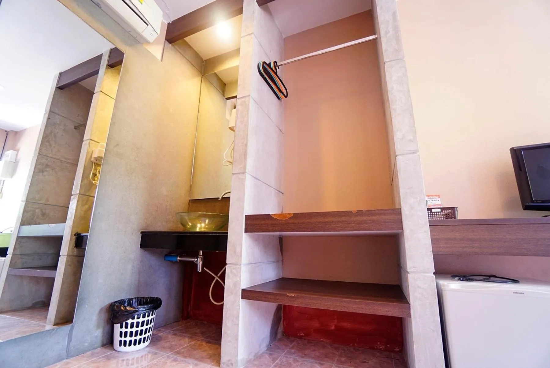 Bathroom in Baan Ma Feung GuestHouse