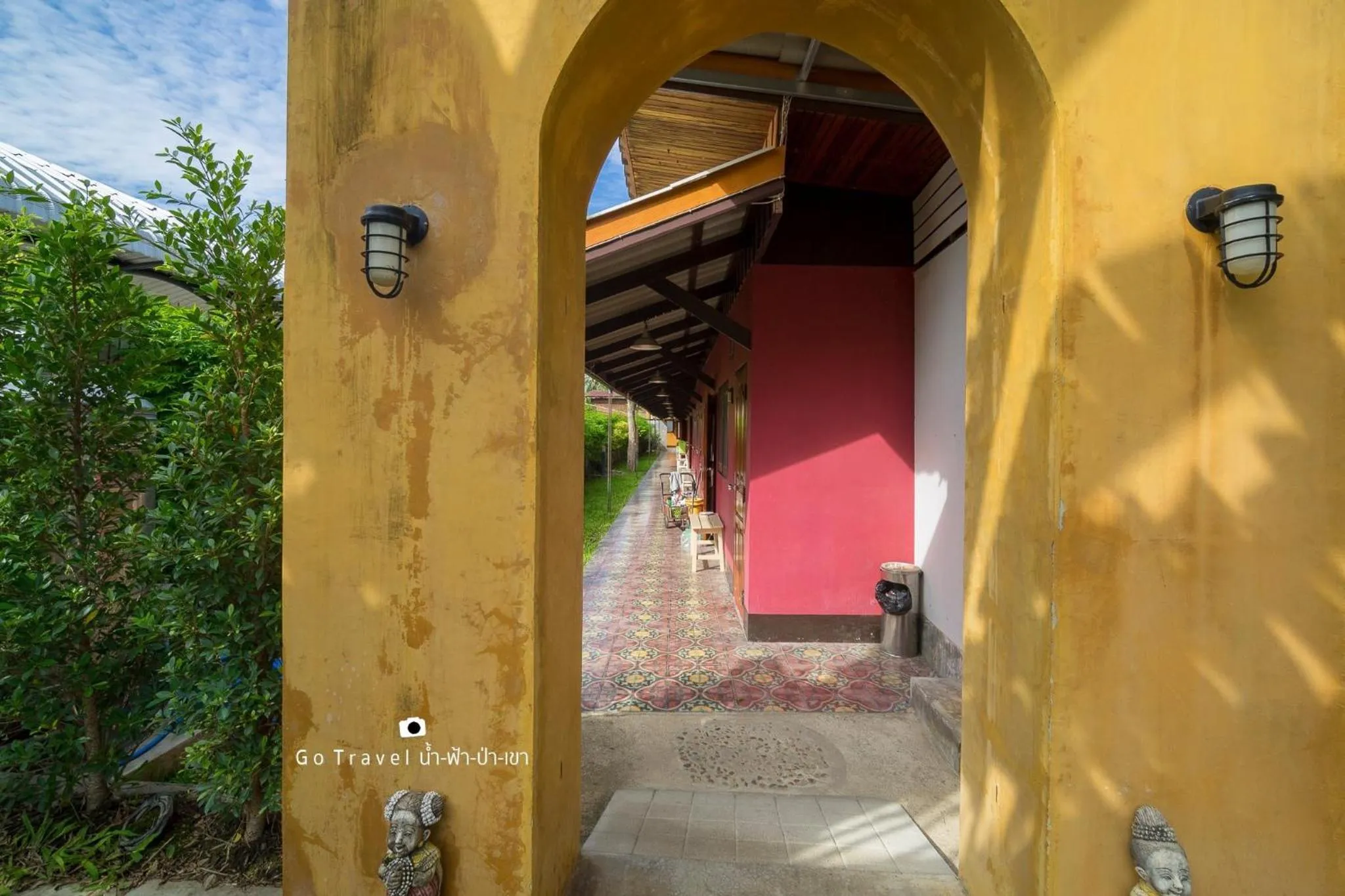 Property building in Baan Ma Feung GuestHouse