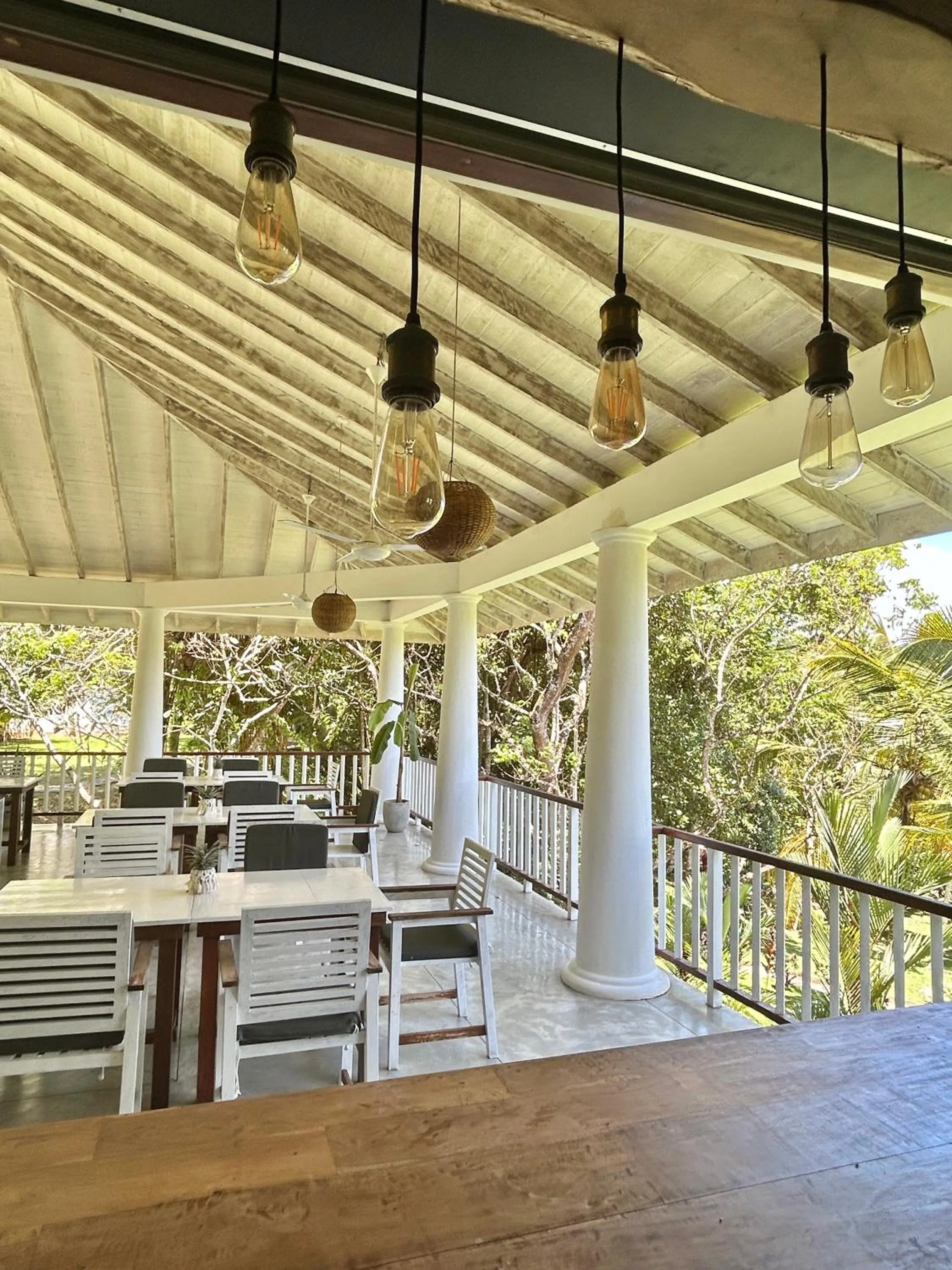 Restaurant/places to eat in Good Vibes Villas