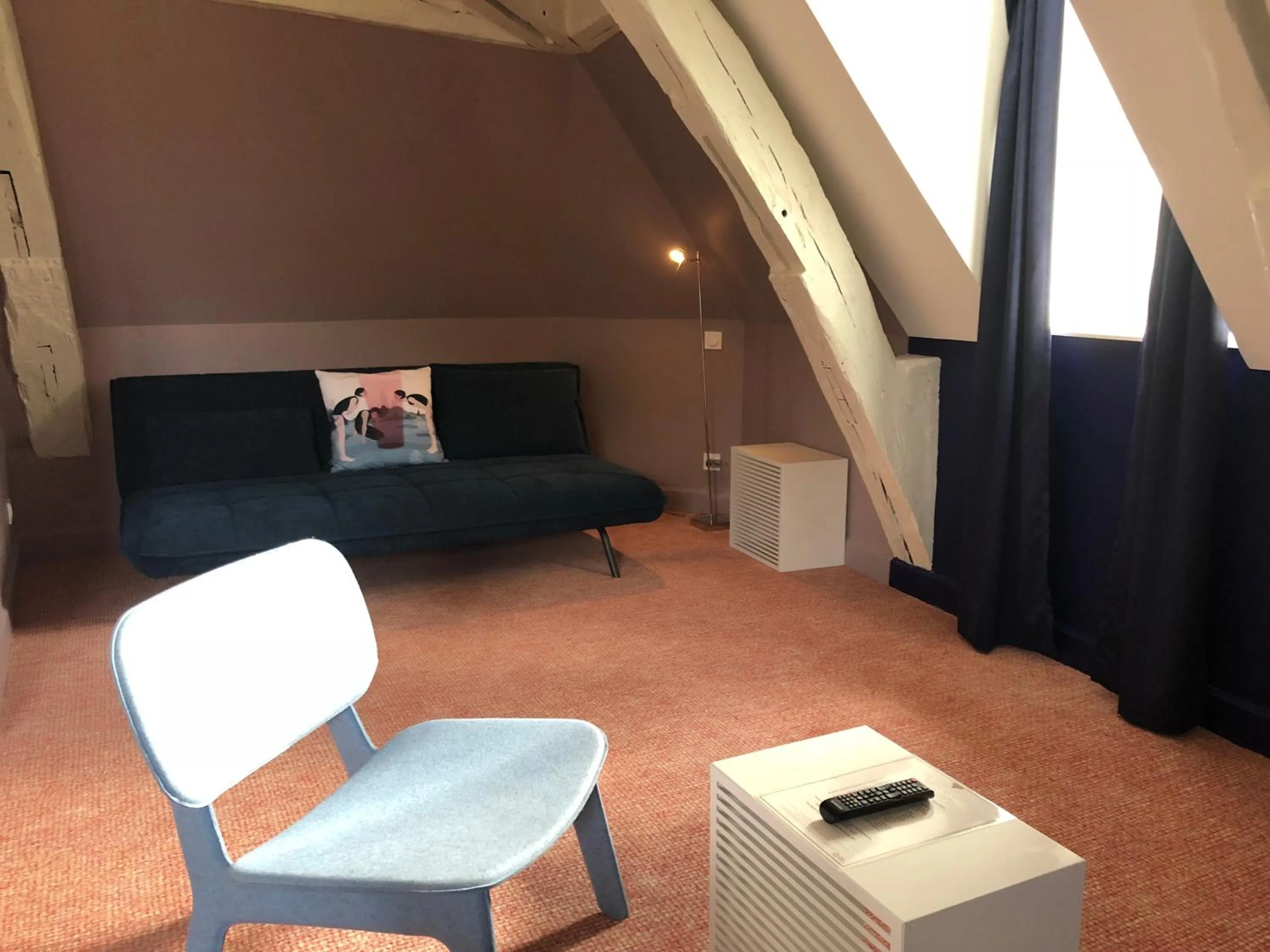 Castel de Très Girard - Hotel & Restaurant - Teritoria