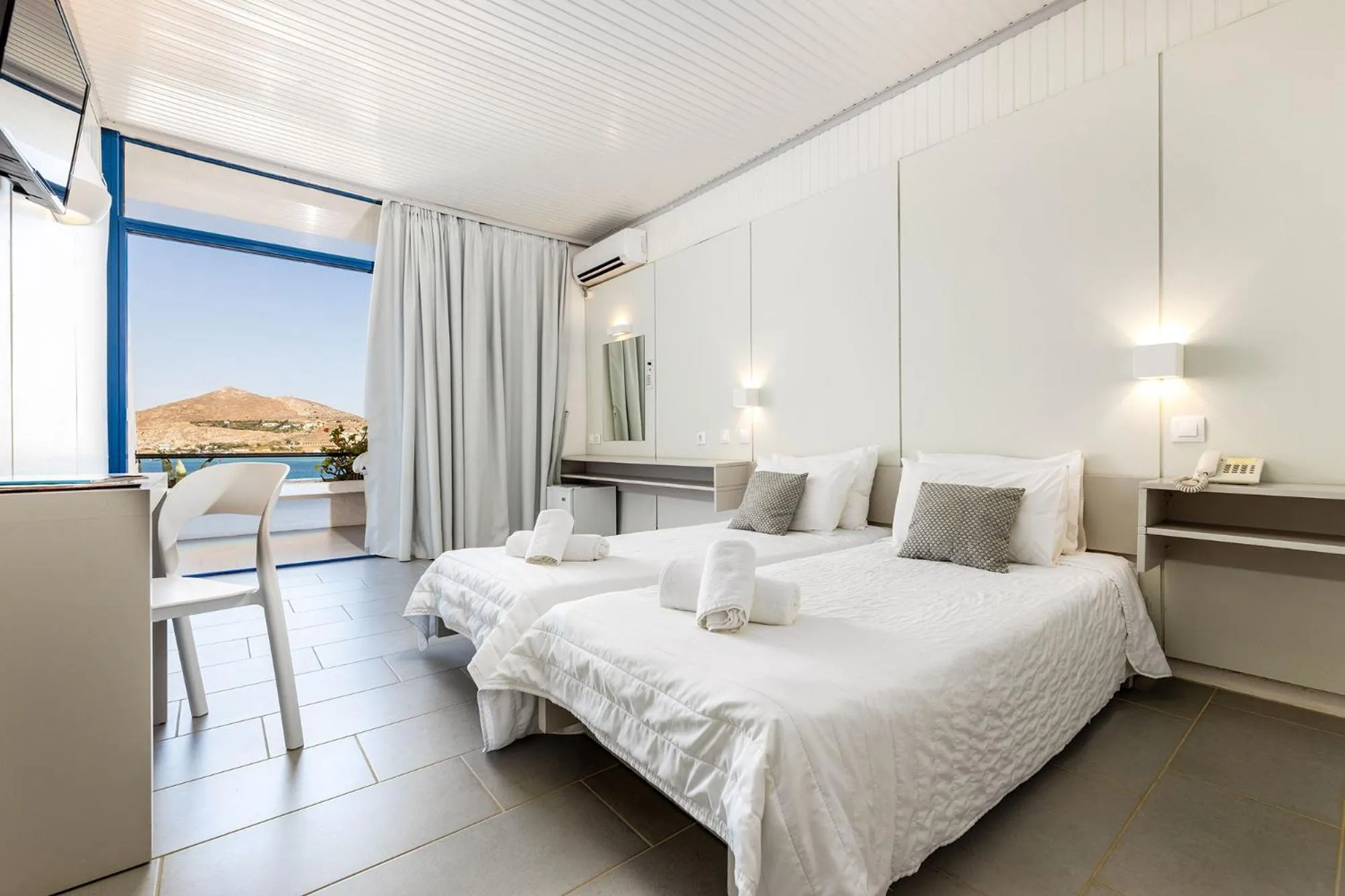 Bedroom, Bed in Hippocampus Hotel