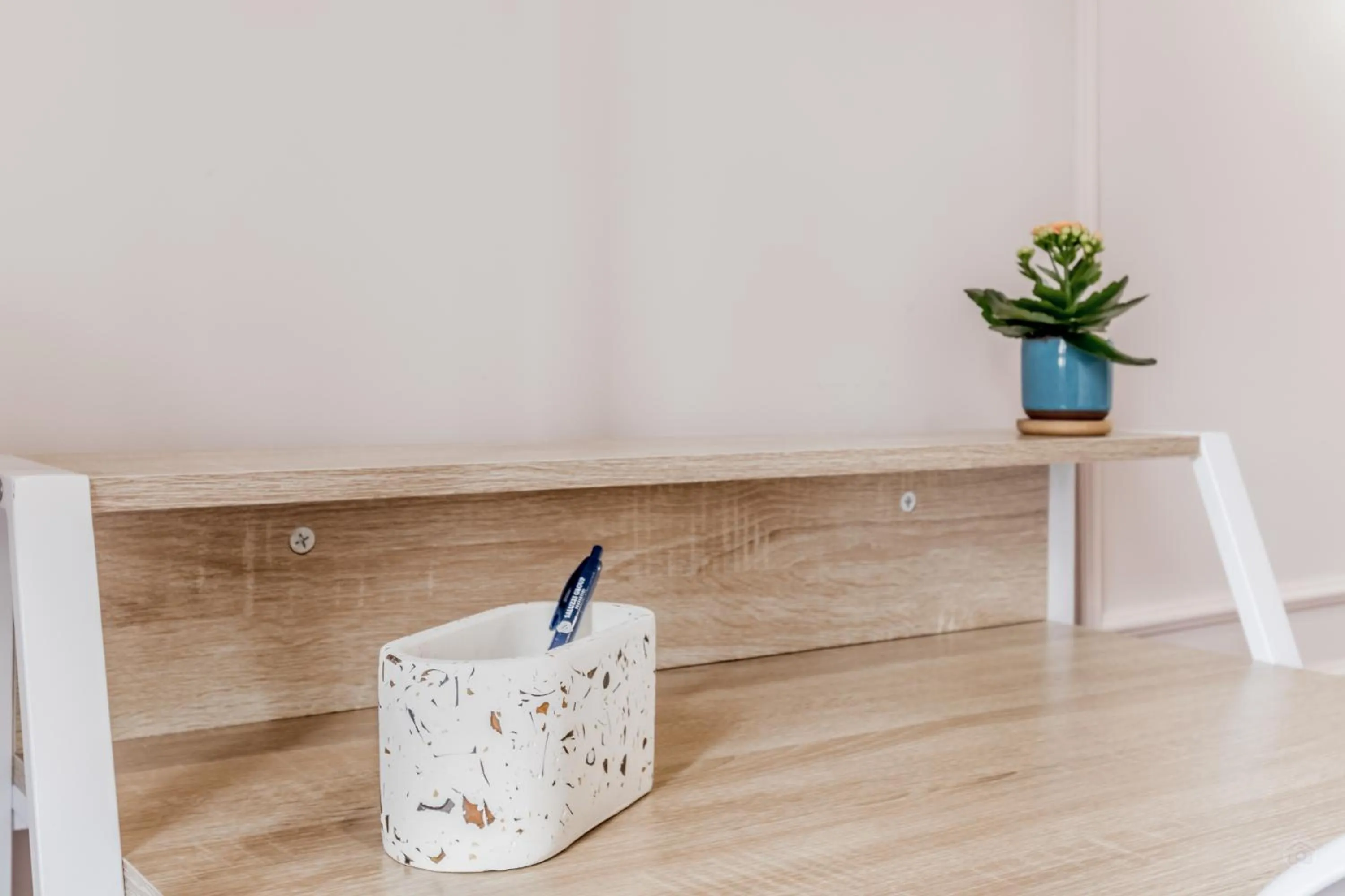 hair dresser in Vatican City Guest House