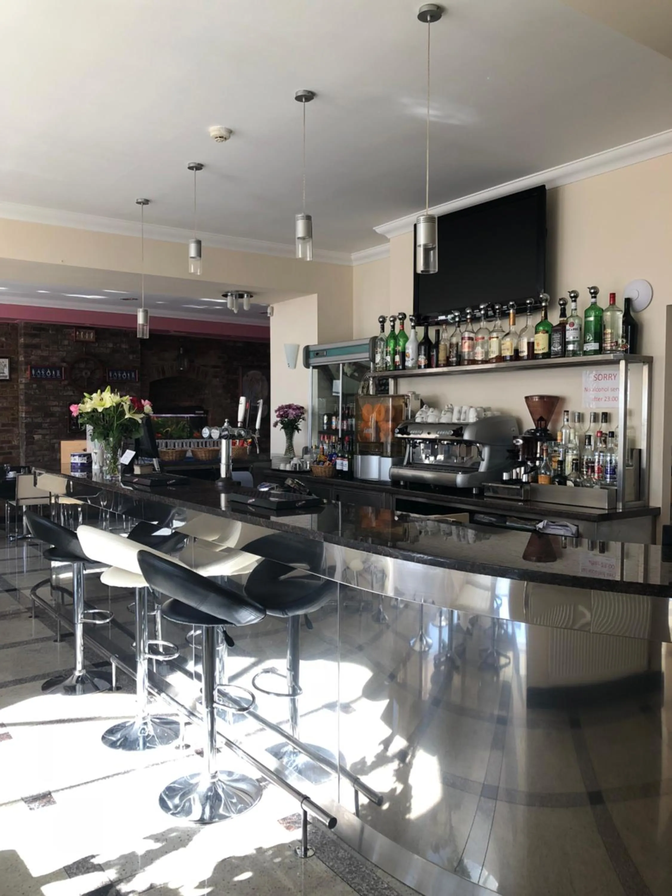 Lounge or bar in Eastbourne Riviera Hotel