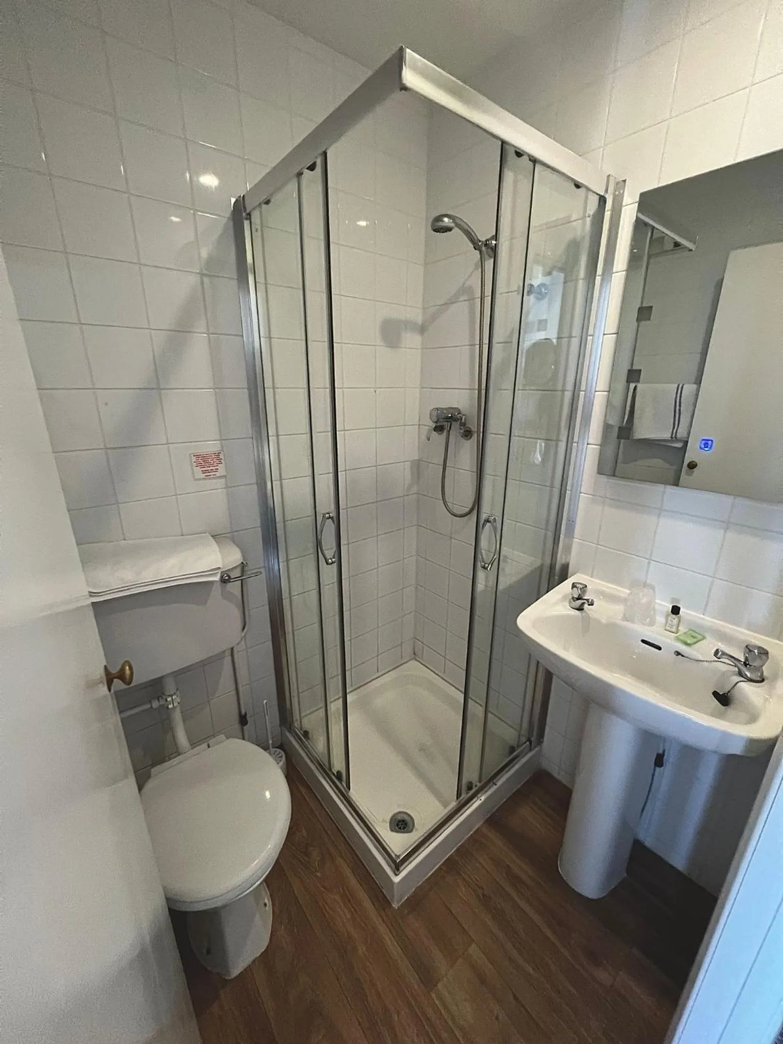Shower in Eastbourne Riviera Hotel