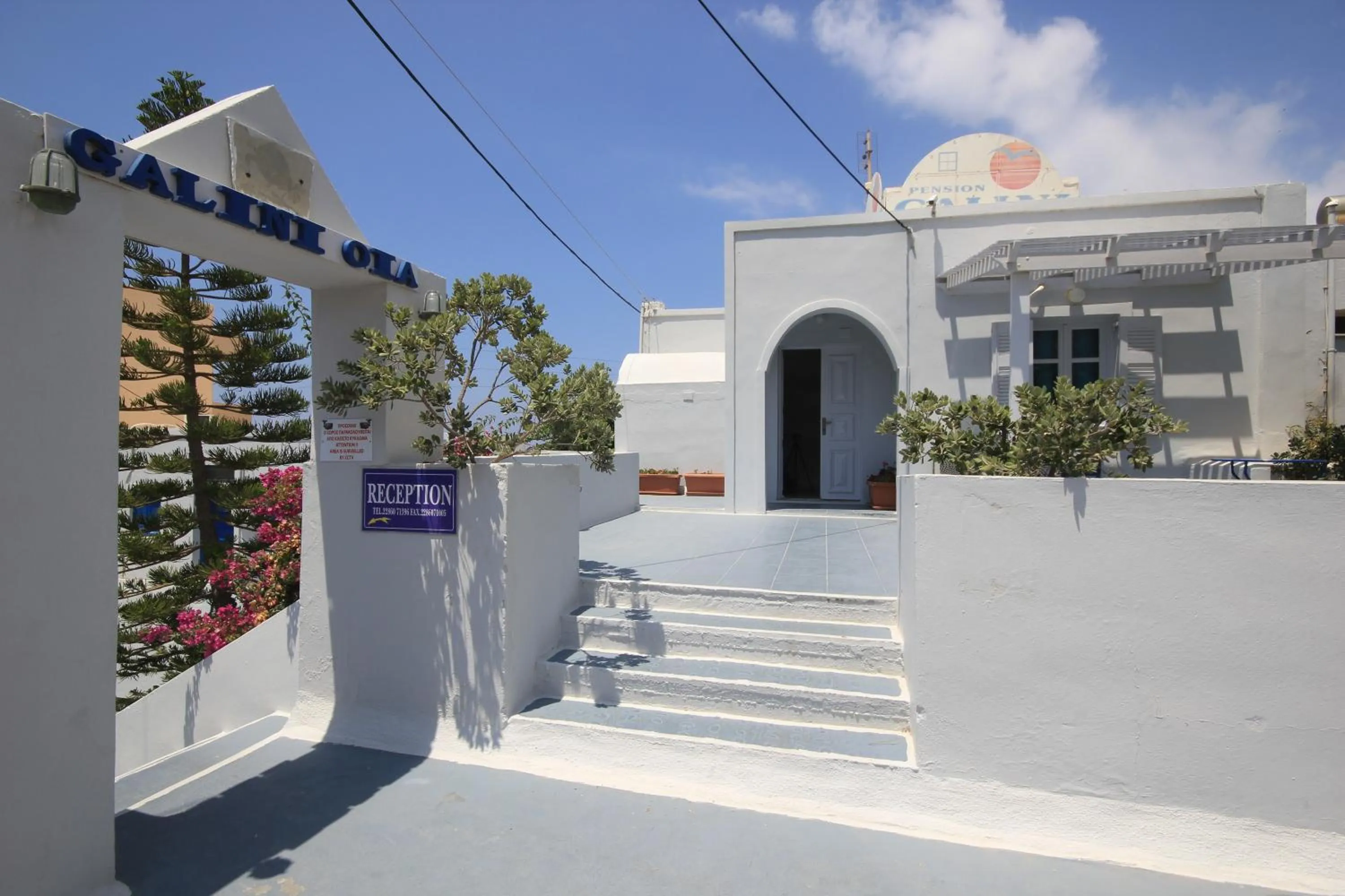 Facade/entrance in Unique Galini Oia - Adults Only