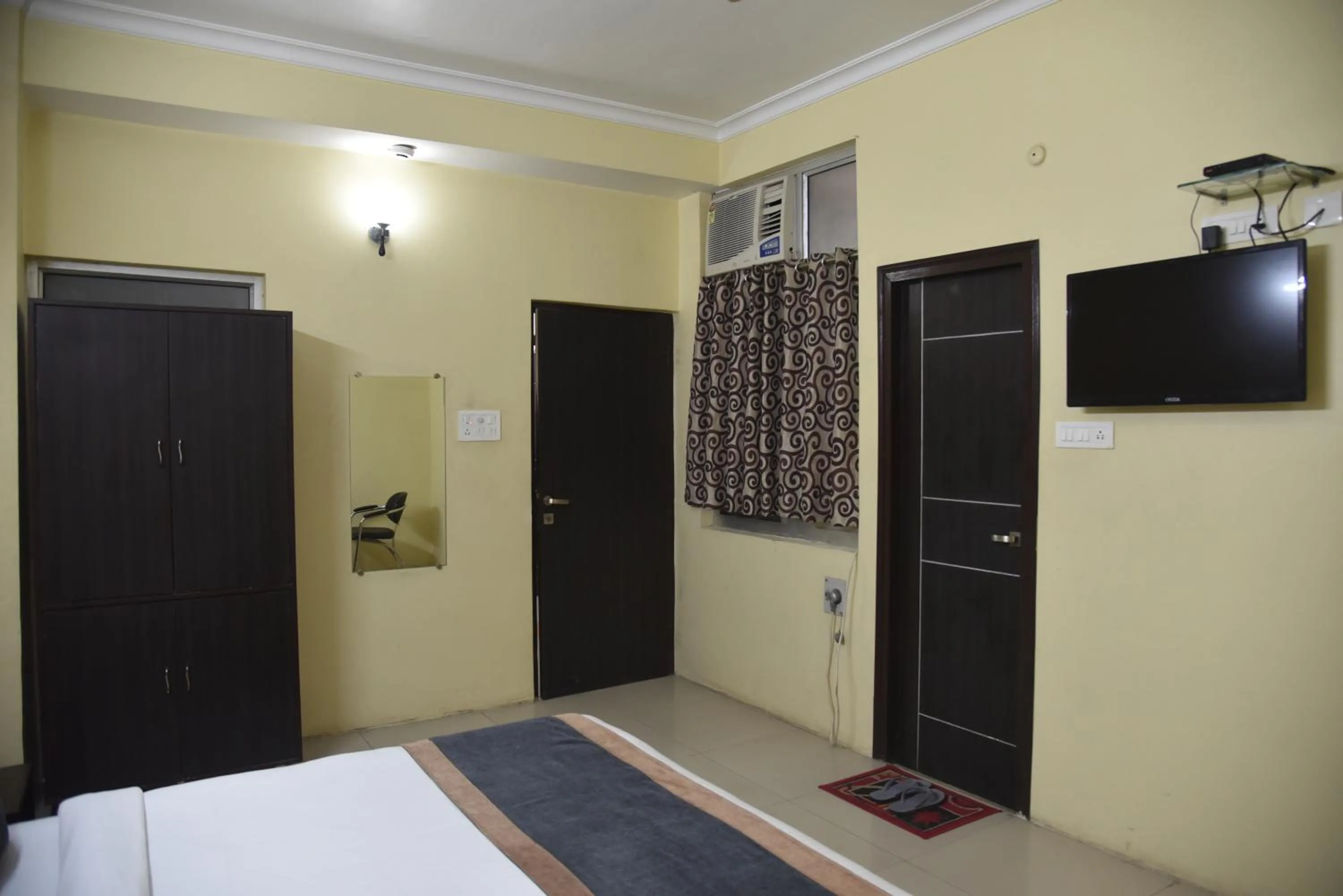 Bathroom, Bed in Hotel Nexus l Hotels In Charbagh Lucknow