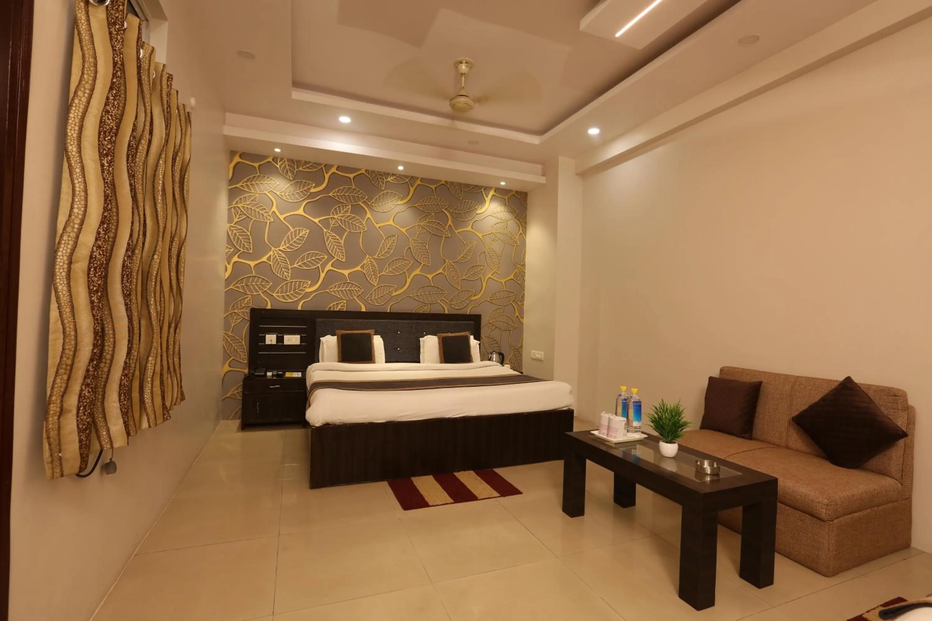 Bedroom, Bed in Hotel Nexus l Hotels In Charbagh Lucknow