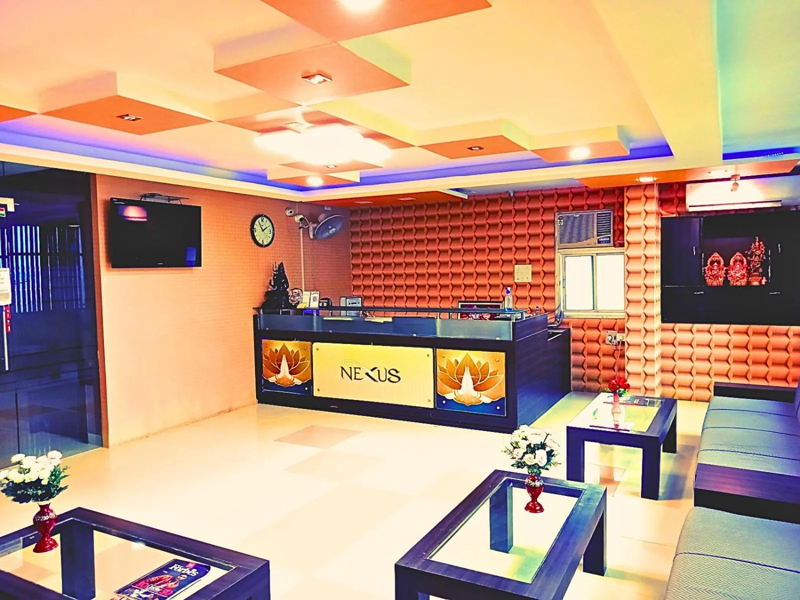 TV and multimedia in Hotel Nexus l Hotels In Charbagh Lucknow