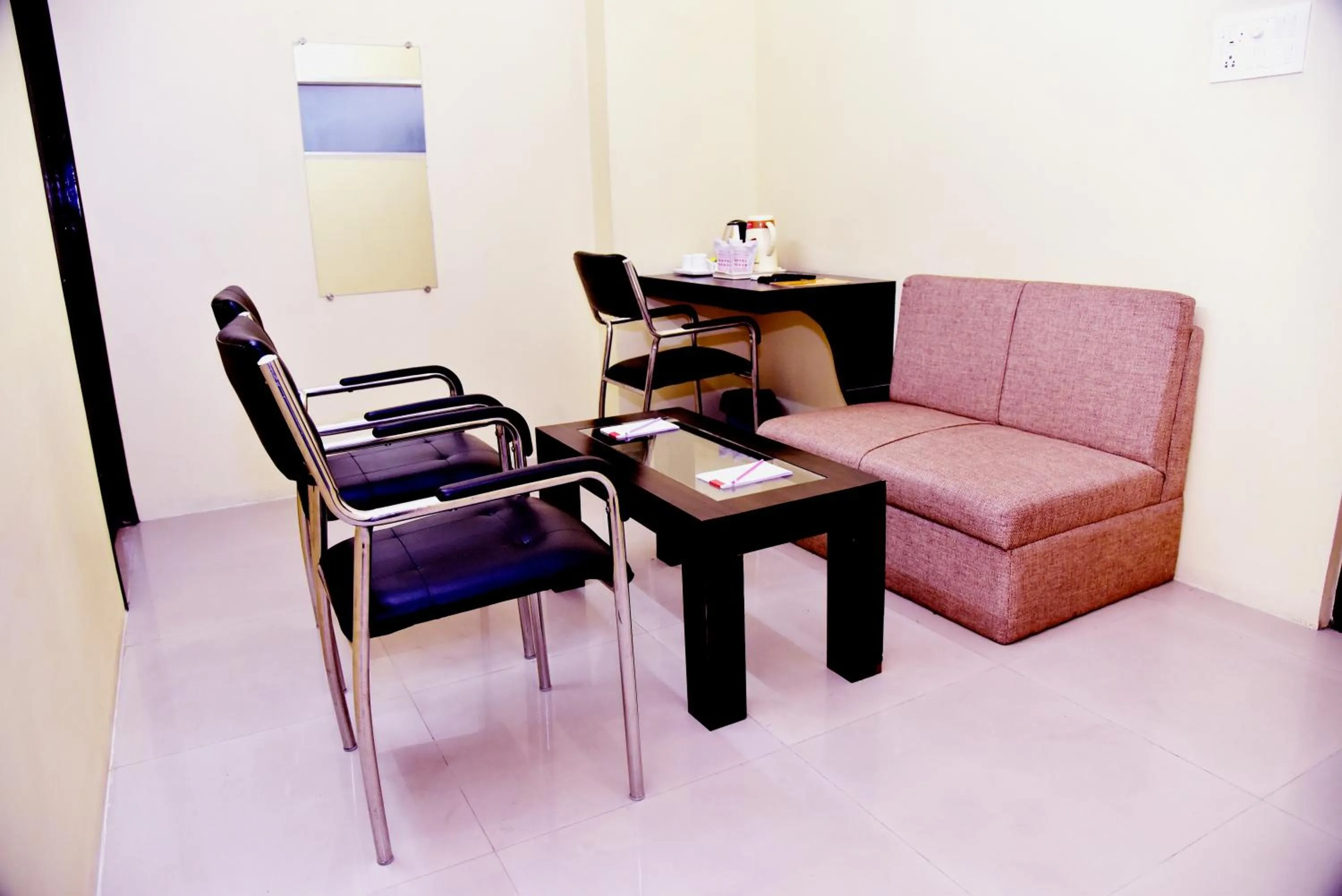 Seating area in Hotel Nexus l Hotels In Charbagh Lucknow