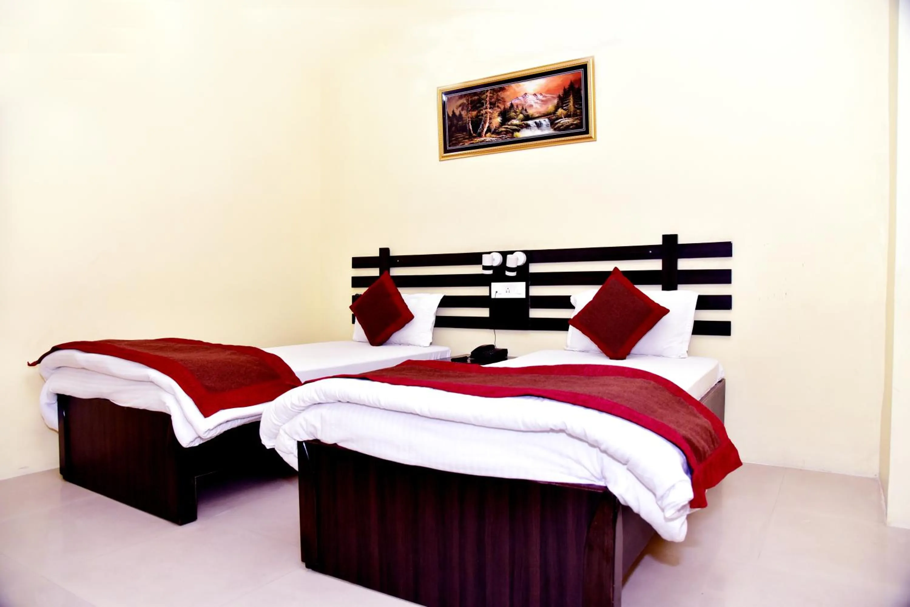 Bed in Hotel Nexus l Hotels In Charbagh Lucknow