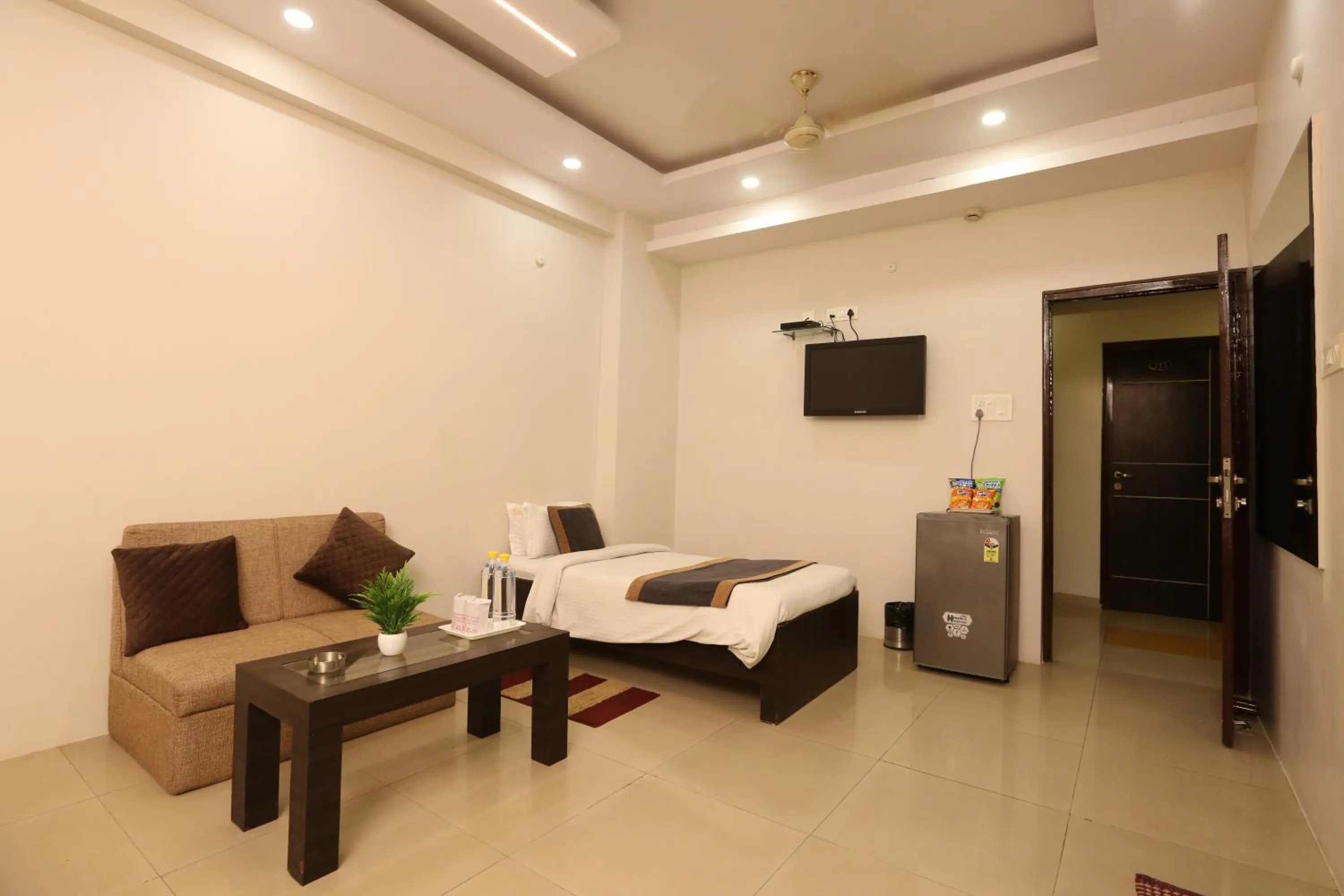 Bedroom in Hotel Nexus l Hotels In Charbagh Lucknow