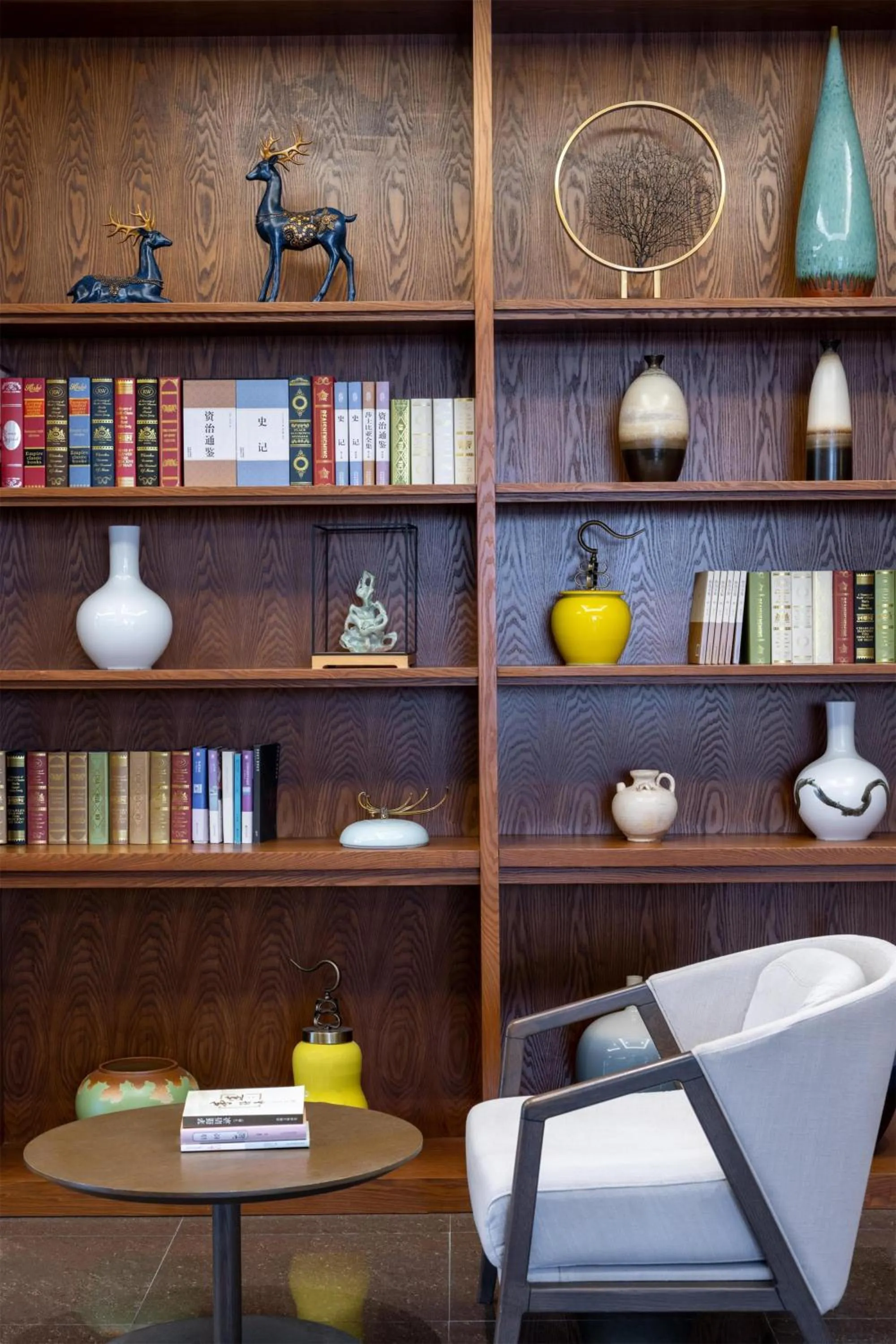 Seating area in SSAW Boutique Hotel Sanya
