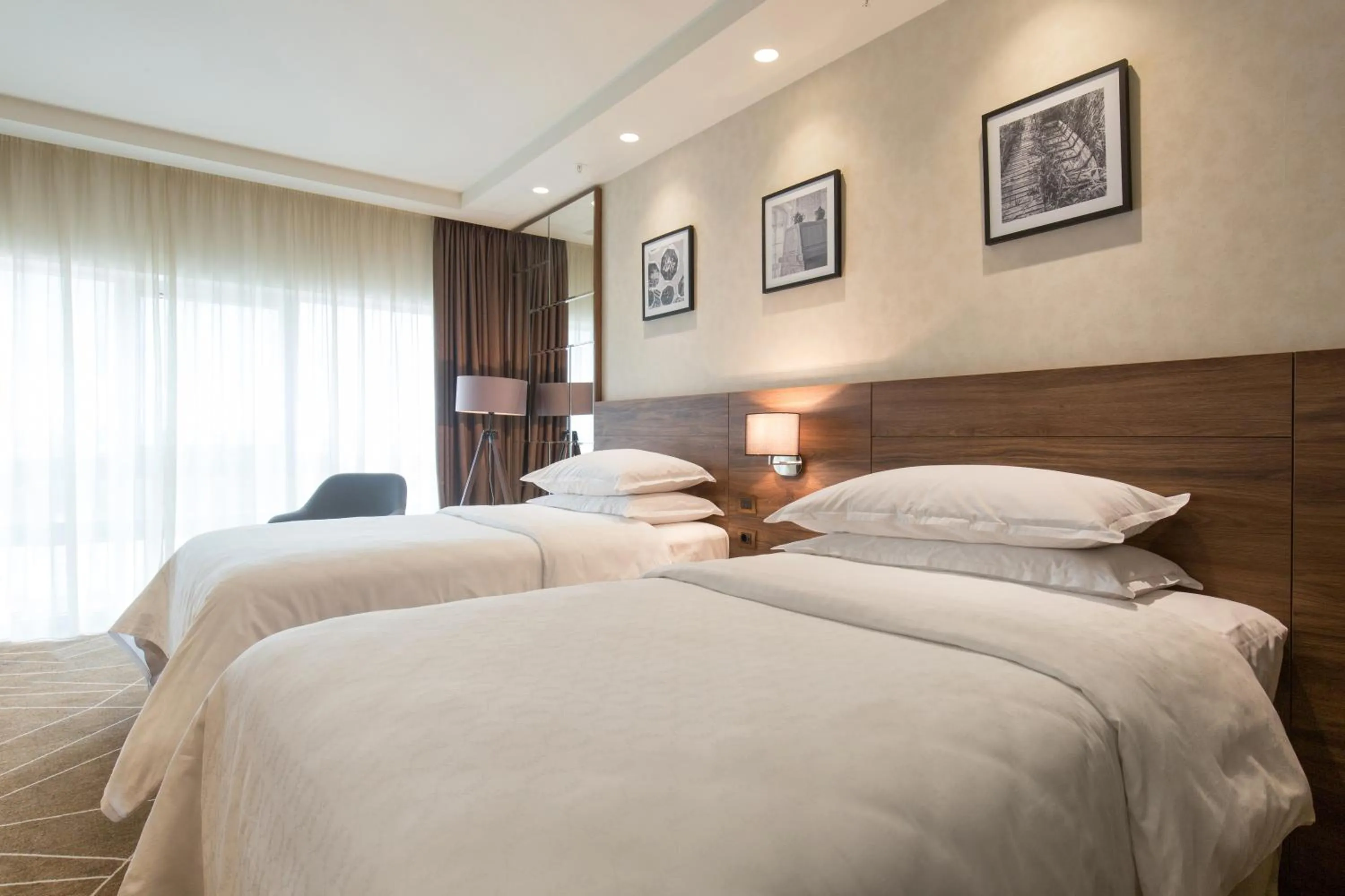 Bed in Sheraton Novi Sad