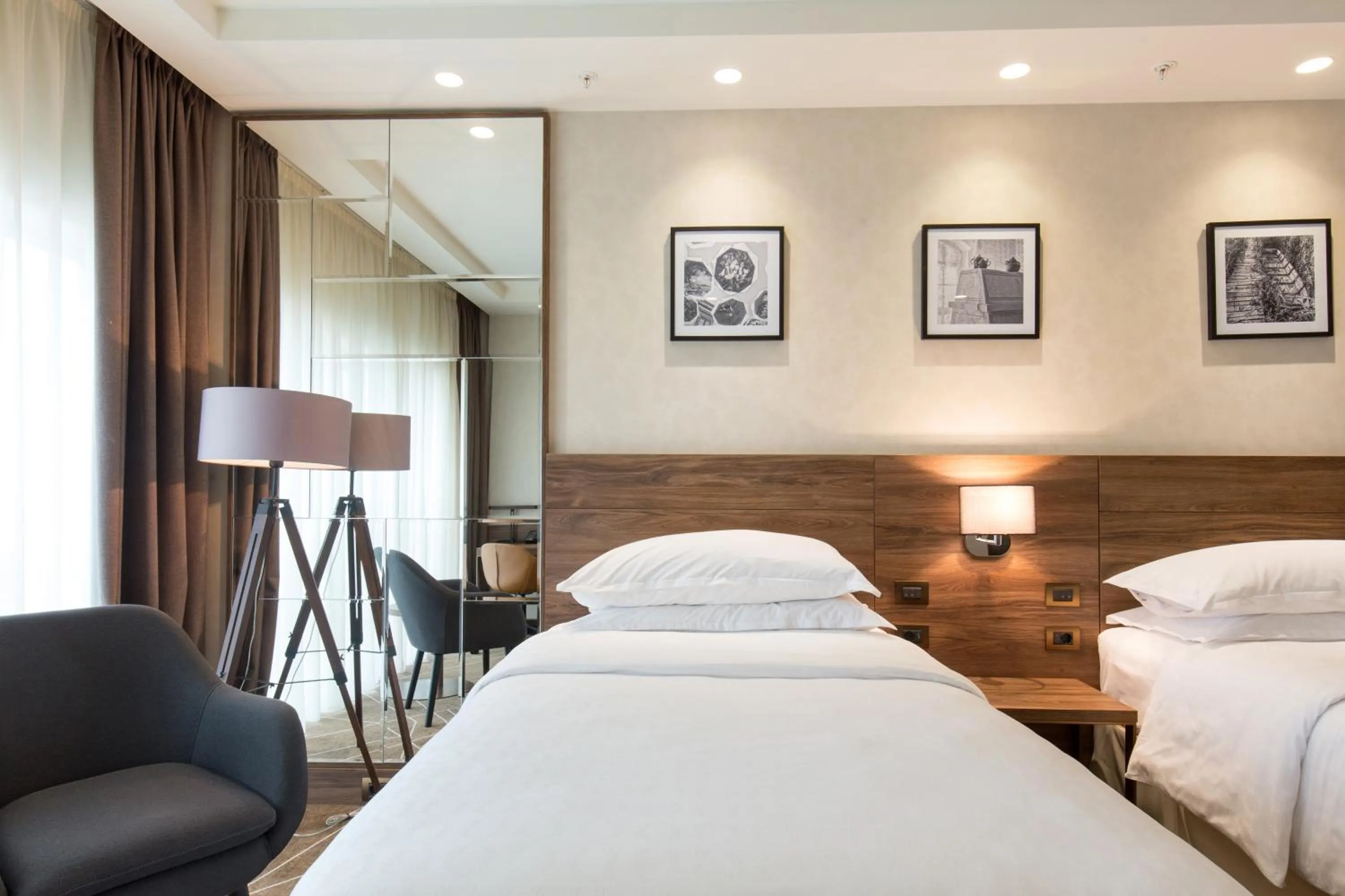 Bed in Sheraton Novi Sad