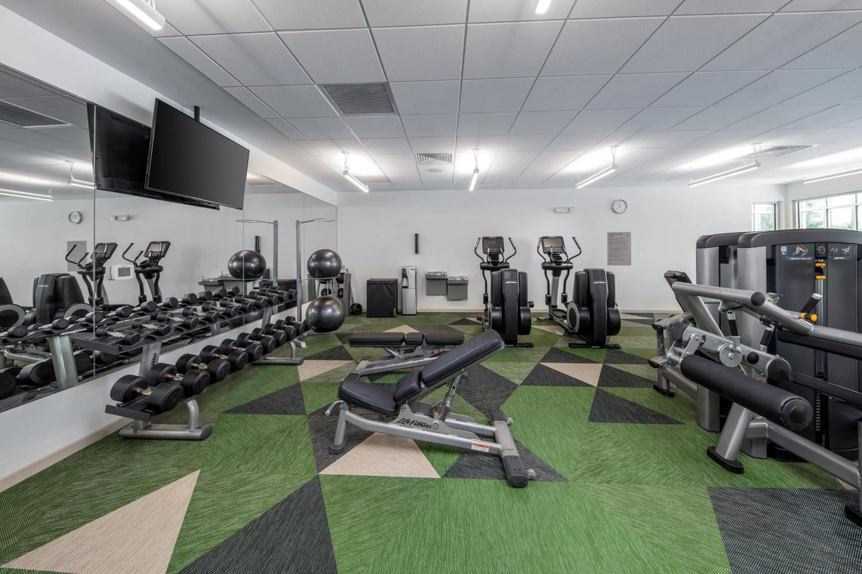 Fitness centre/facilities in Element Bentonville