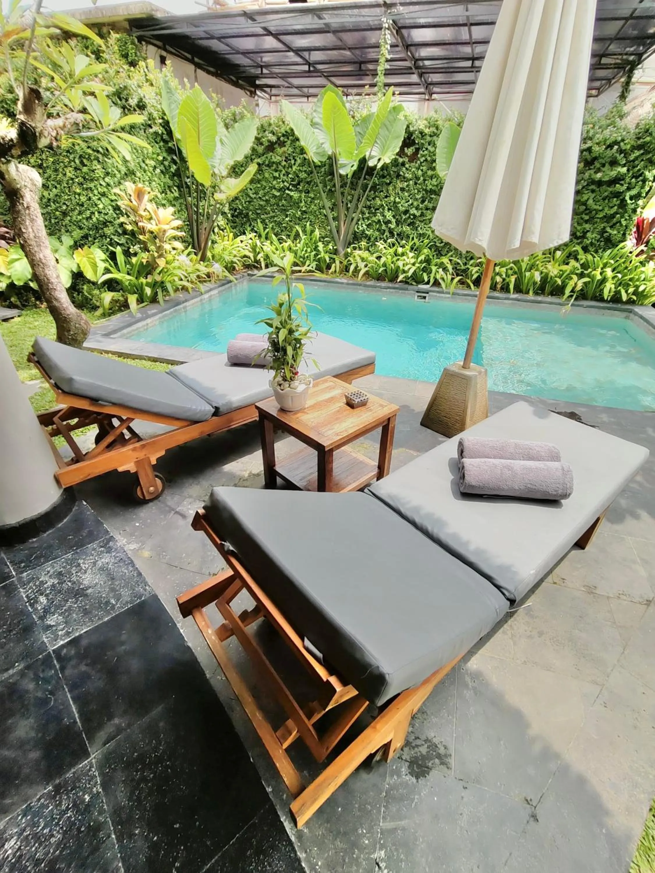 Swimming pool in SuB Villas Bali