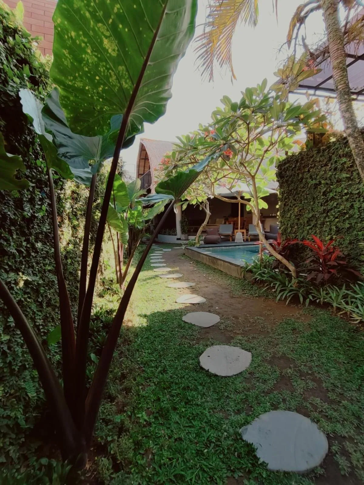 Garden in SuB Villas Bali
