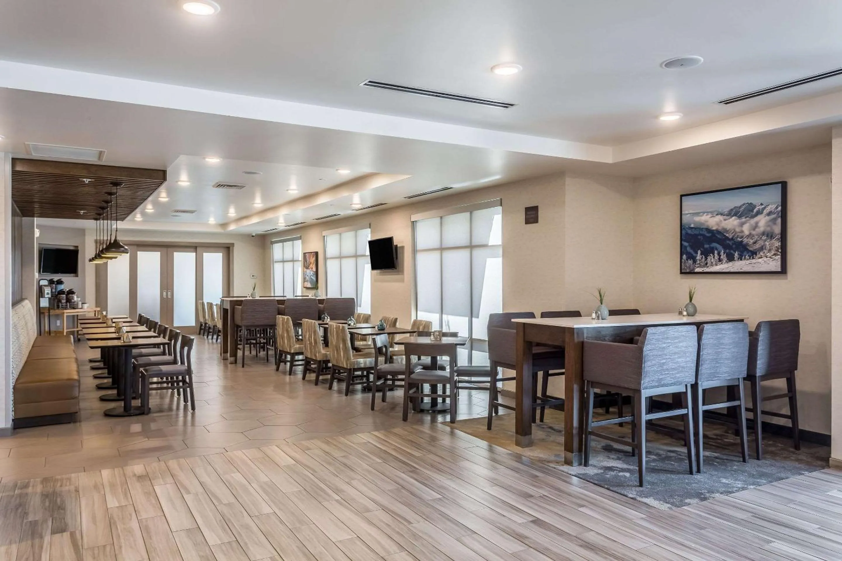 Restaurant/places to eat in Comfort Inn & Suites Salt Lake City Airport