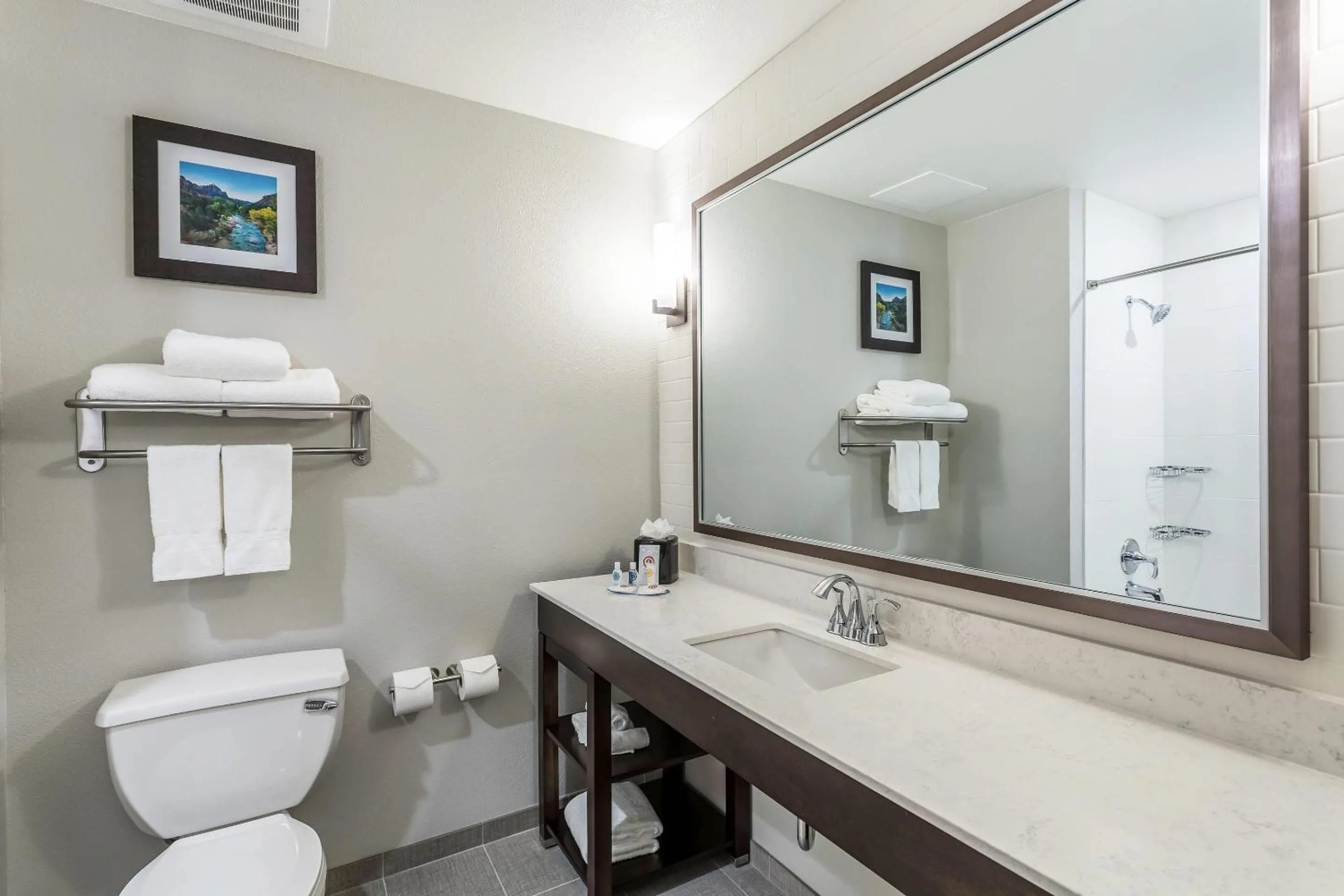 Bedroom in Comfort Inn & Suites Salt Lake City Airport