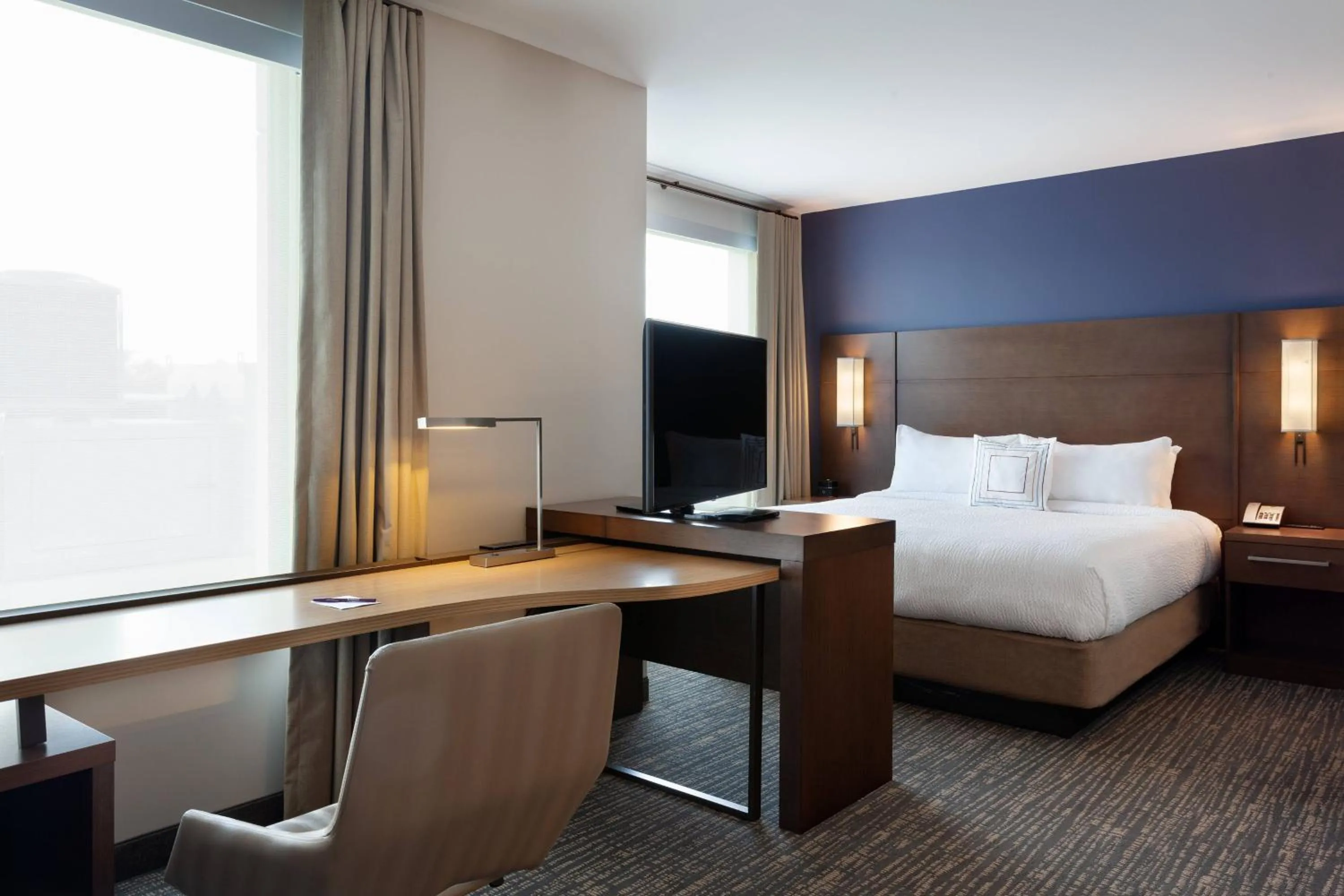 Bedroom, Bed in Residence Inn by Marriott Orlando at Millenia