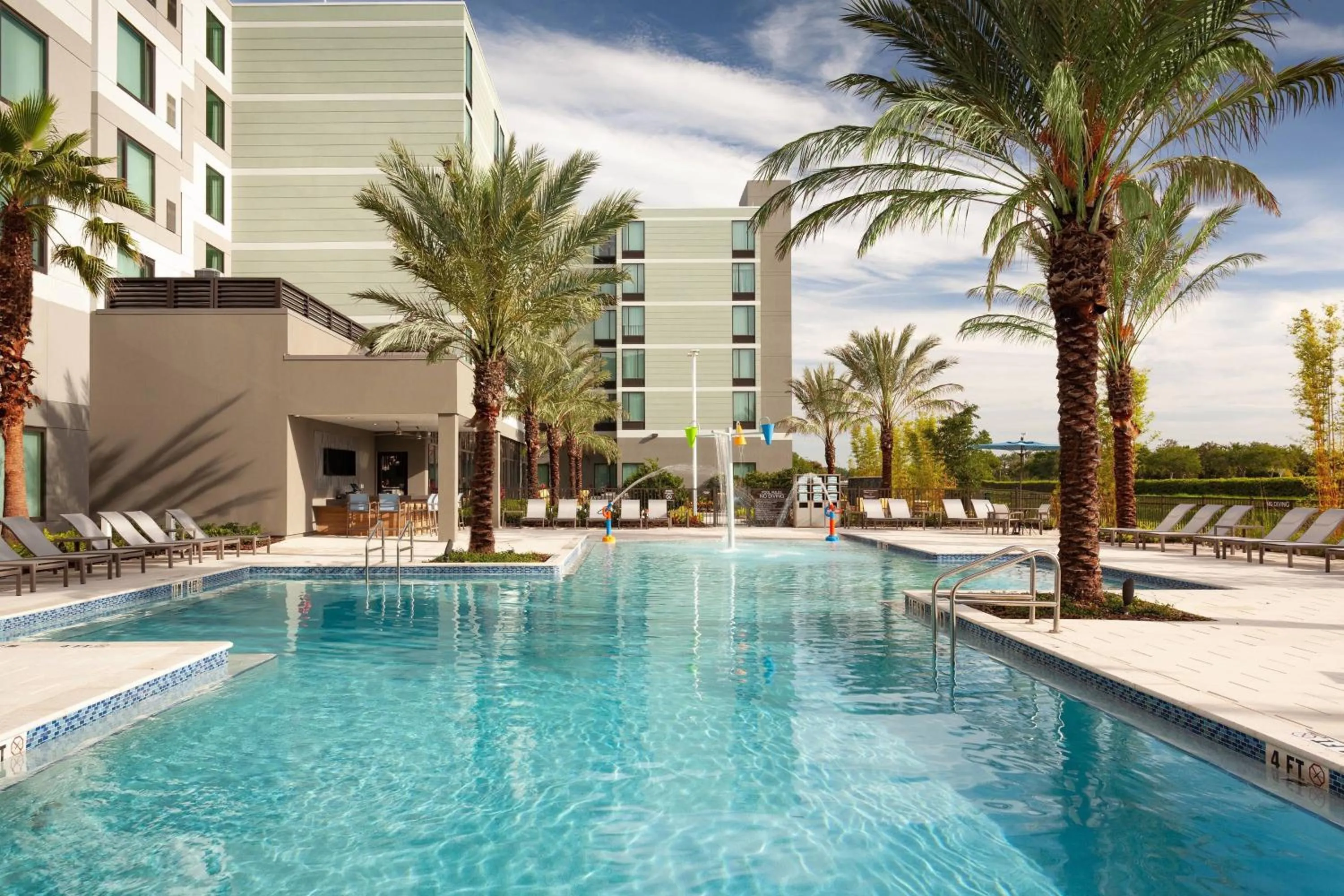 Swimming pool in Residence Inn by Marriott Orlando at Millenia