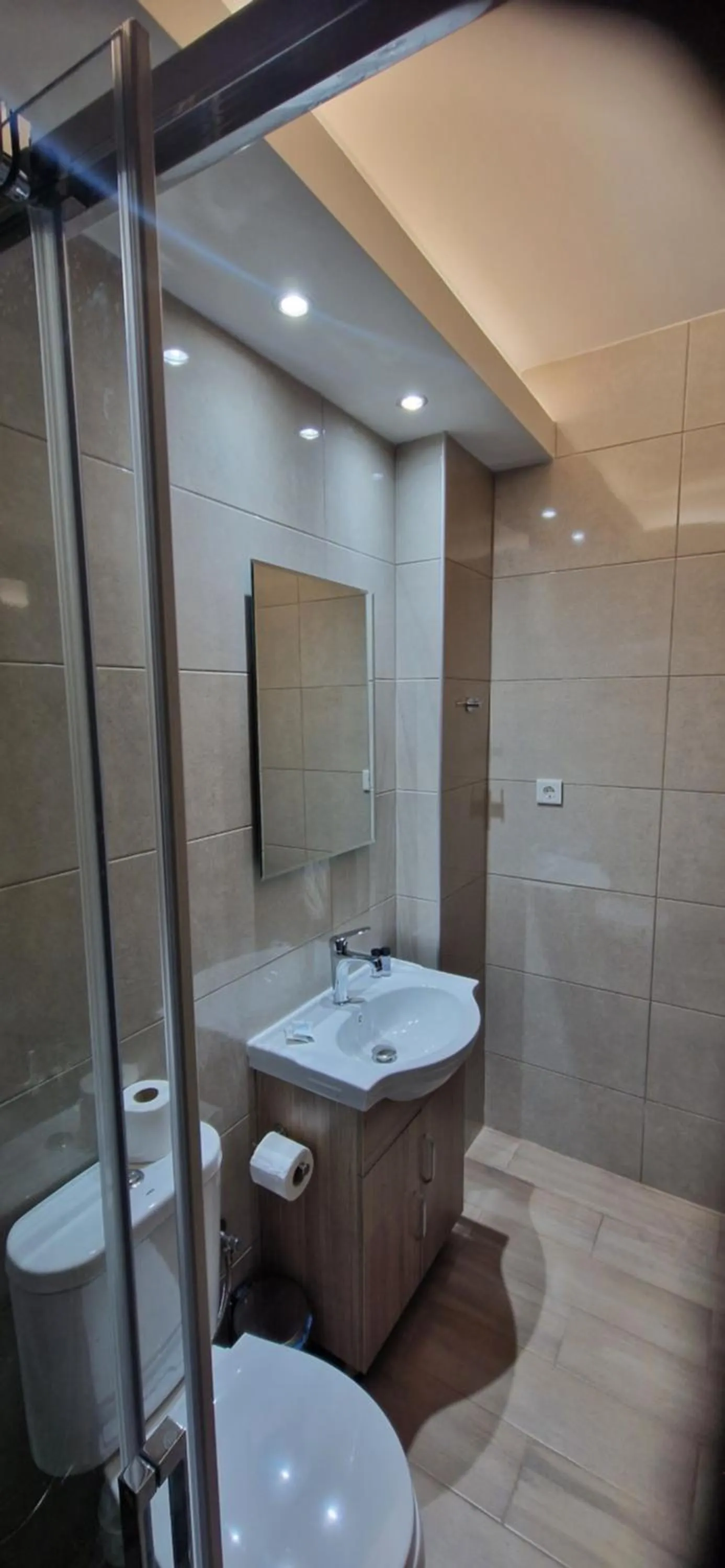 Bathroom in Hotel Antirriο