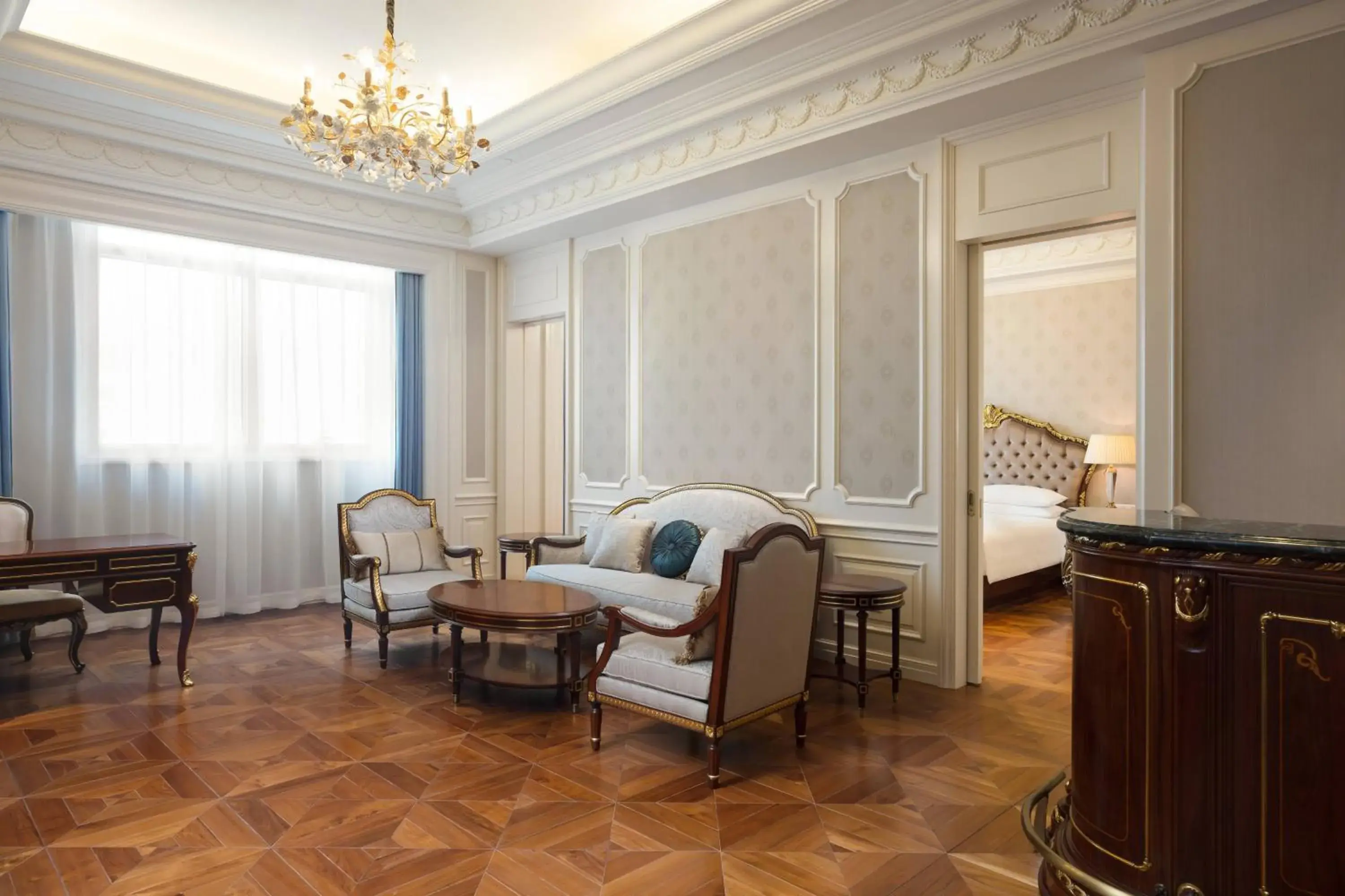 Deluxe One-Bedroom King Suite with Lounge Access - single occupancy in Delta Hotels by Marriott Shanghai Baoshan Deluxe One-Bedroom King Suite with Lounge Access - single occupancy in Delta Hotels by Marriott Shanghai Baoshan