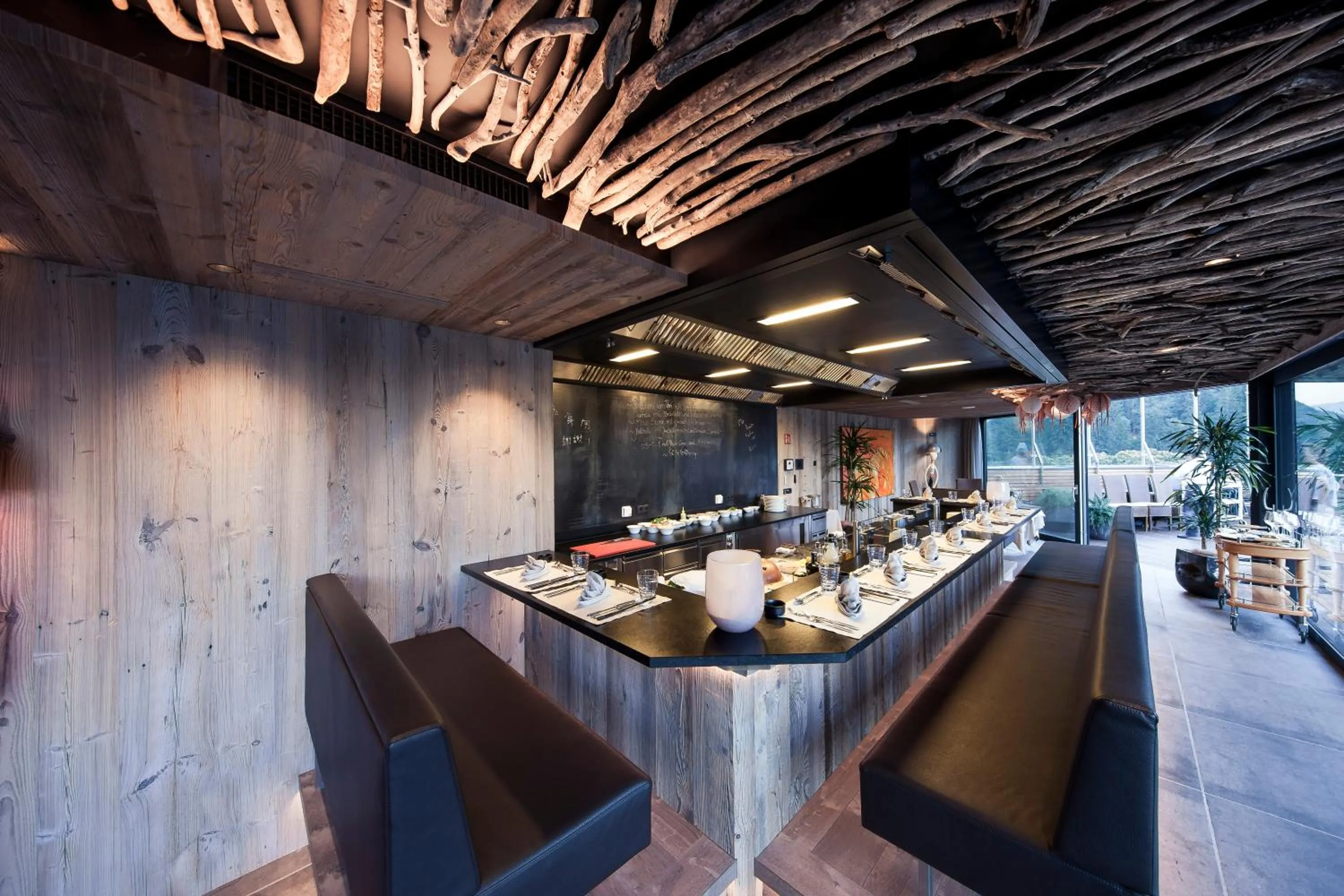 Restaurant/places to eat in Quellenhof Luxury Resort Passeier