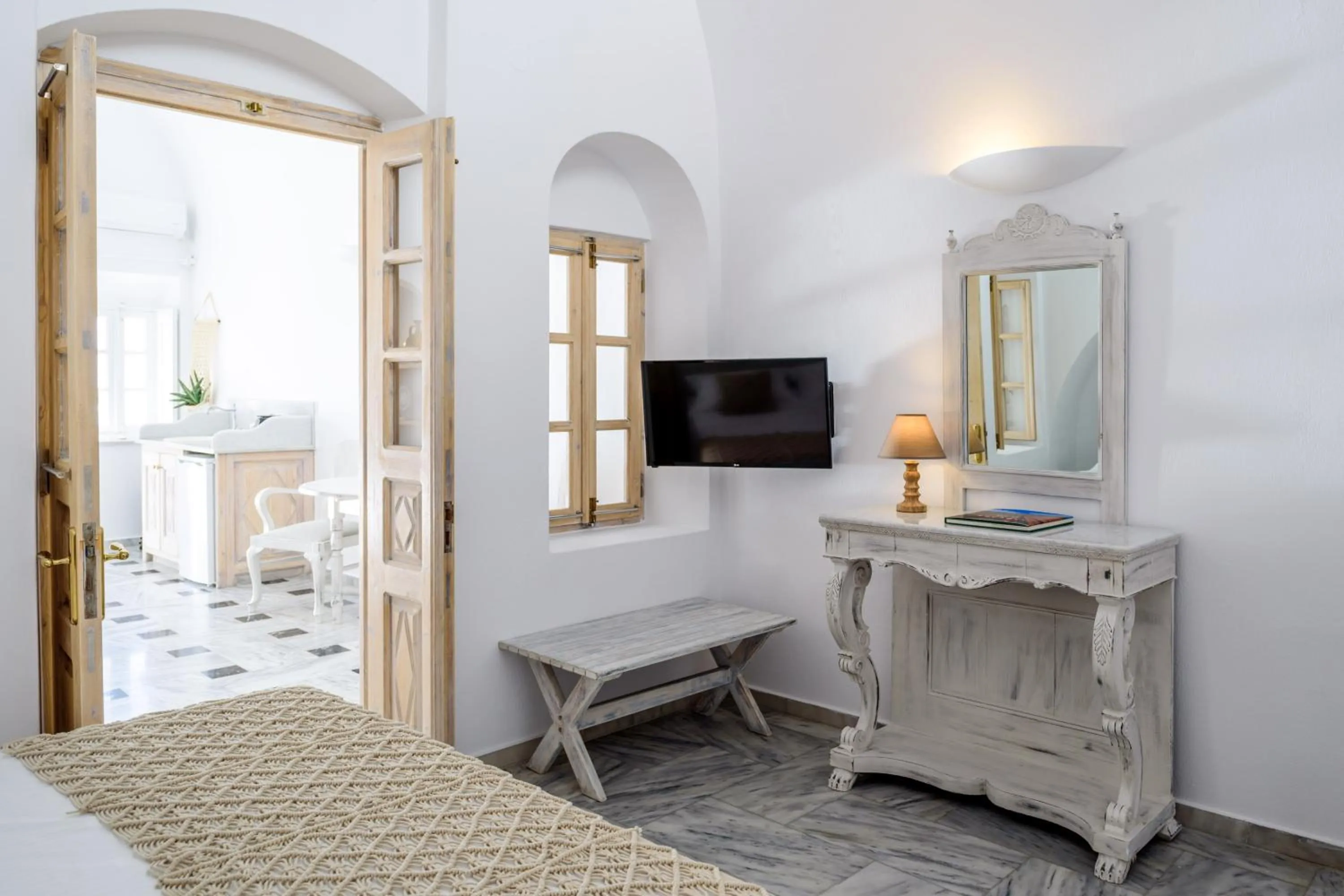 TV and multimedia in MyBoZer Hotel Kallisto