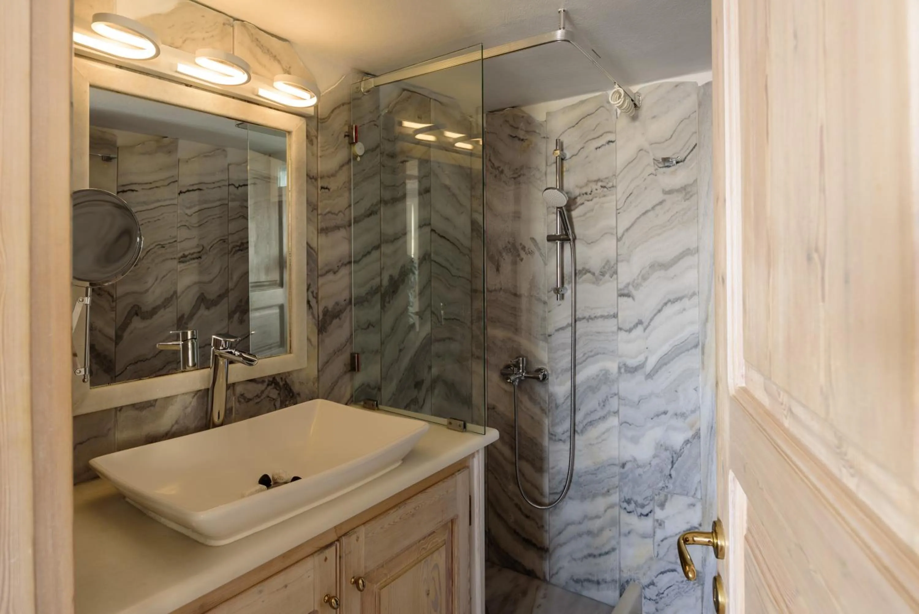 MyBoZer Hotel Kallisto