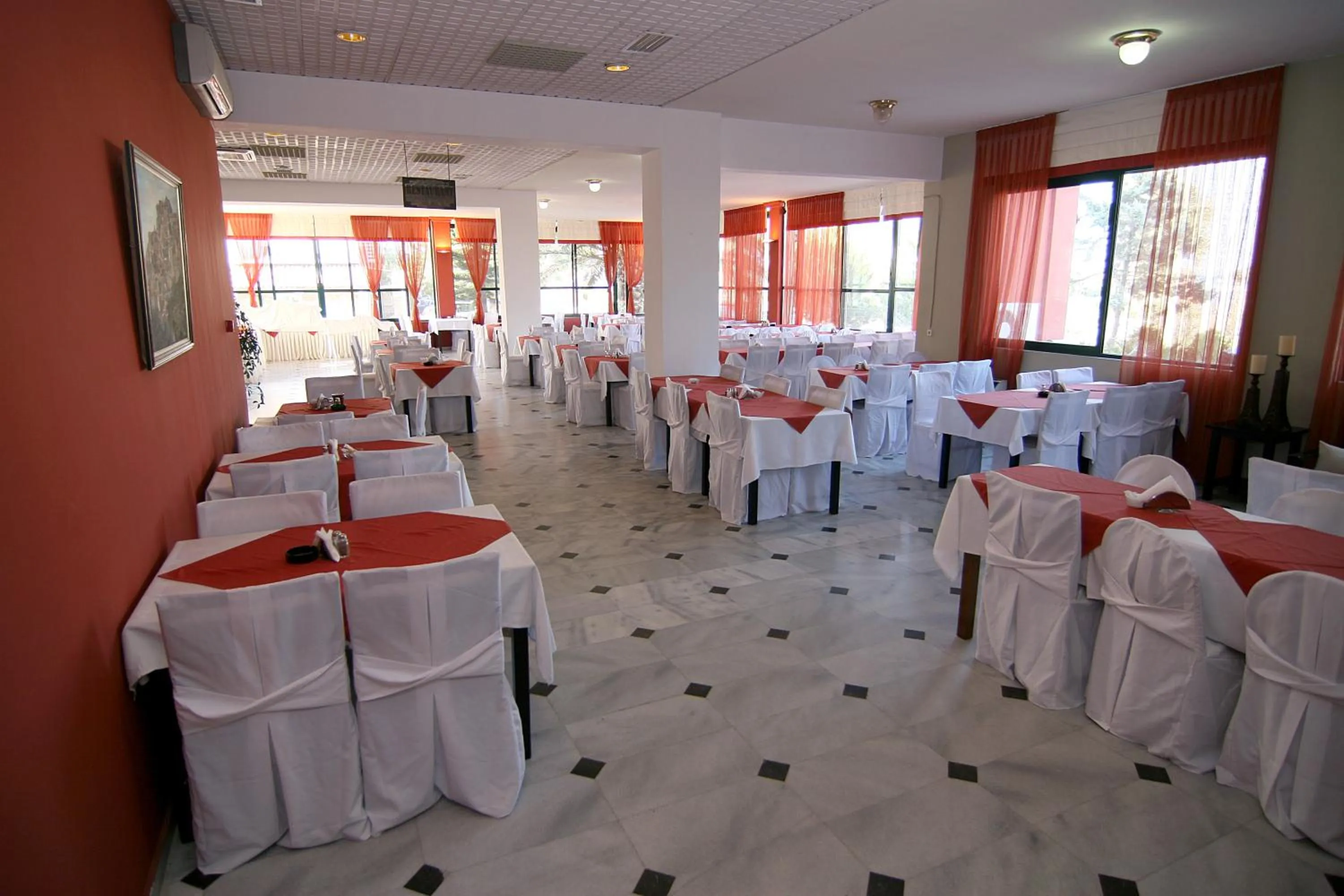 Restaurant/places to eat in Morning Star