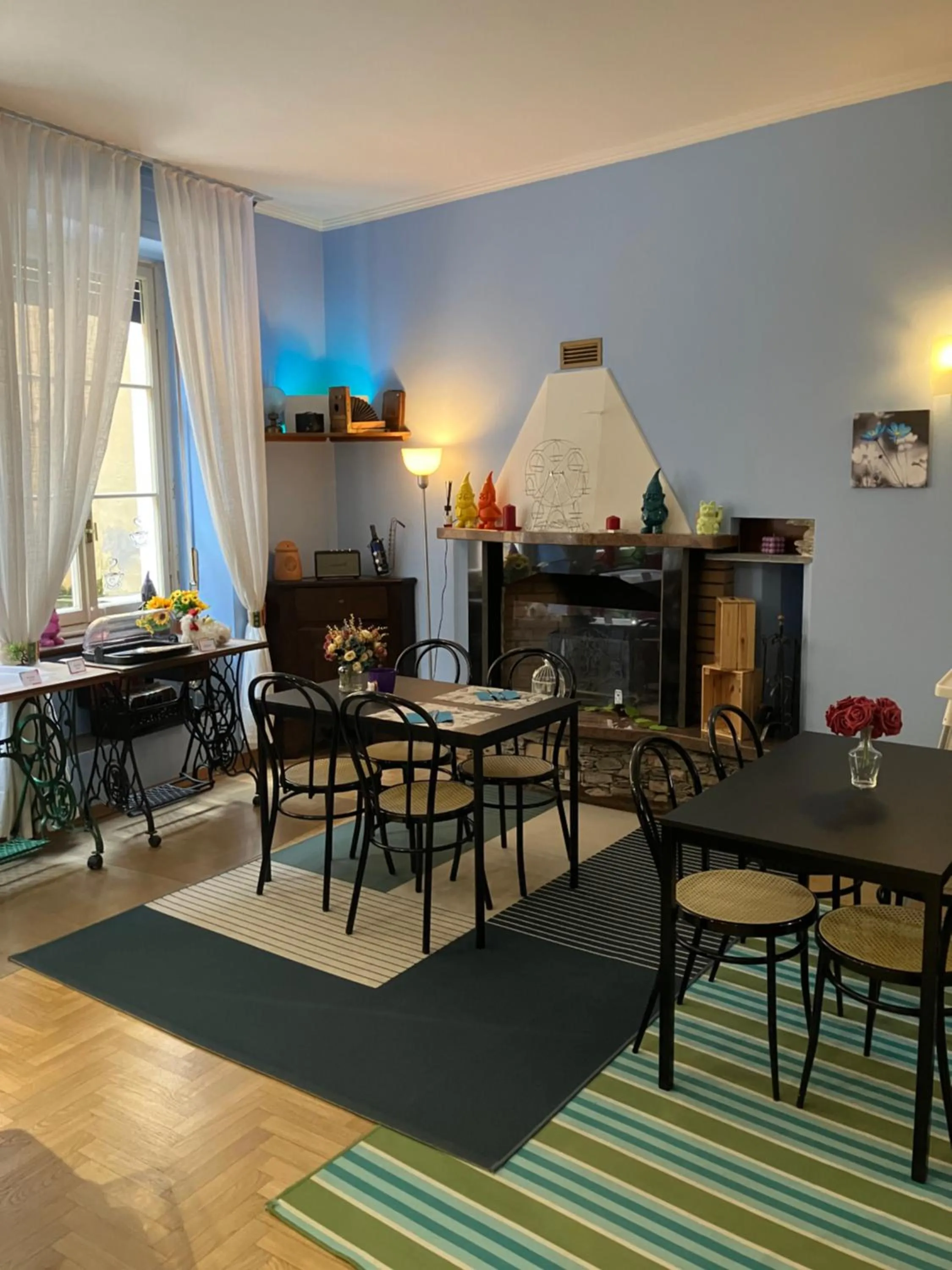 Breakfast in Hotel Saini with Air conditioning