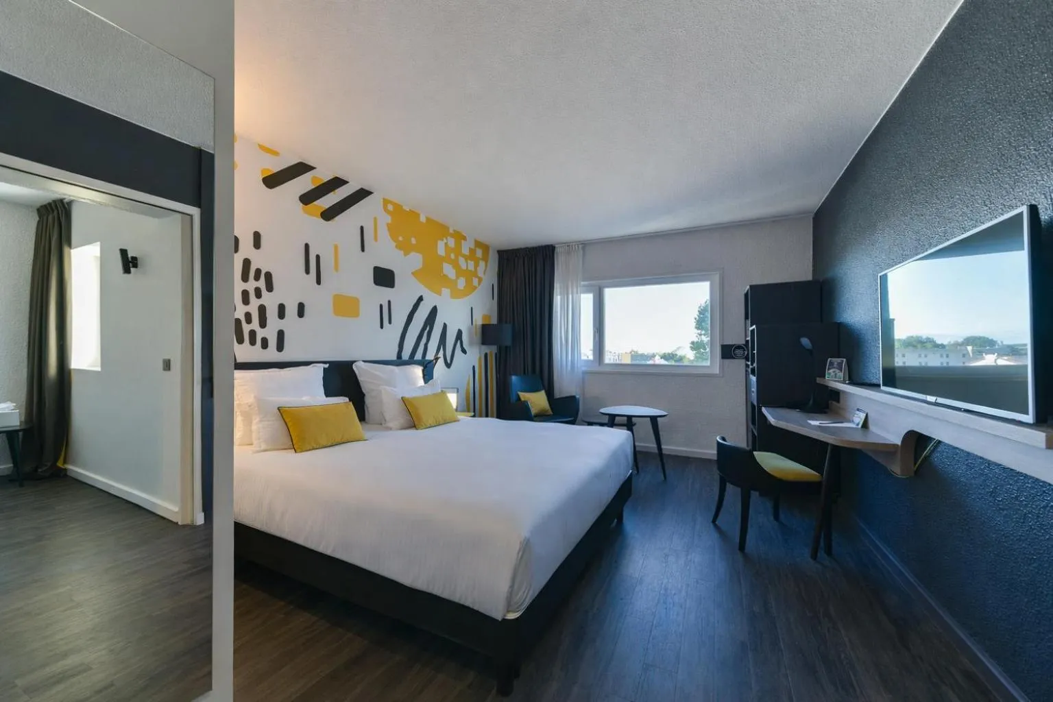 Bed in Golden Tulip Roissy Saint Witz