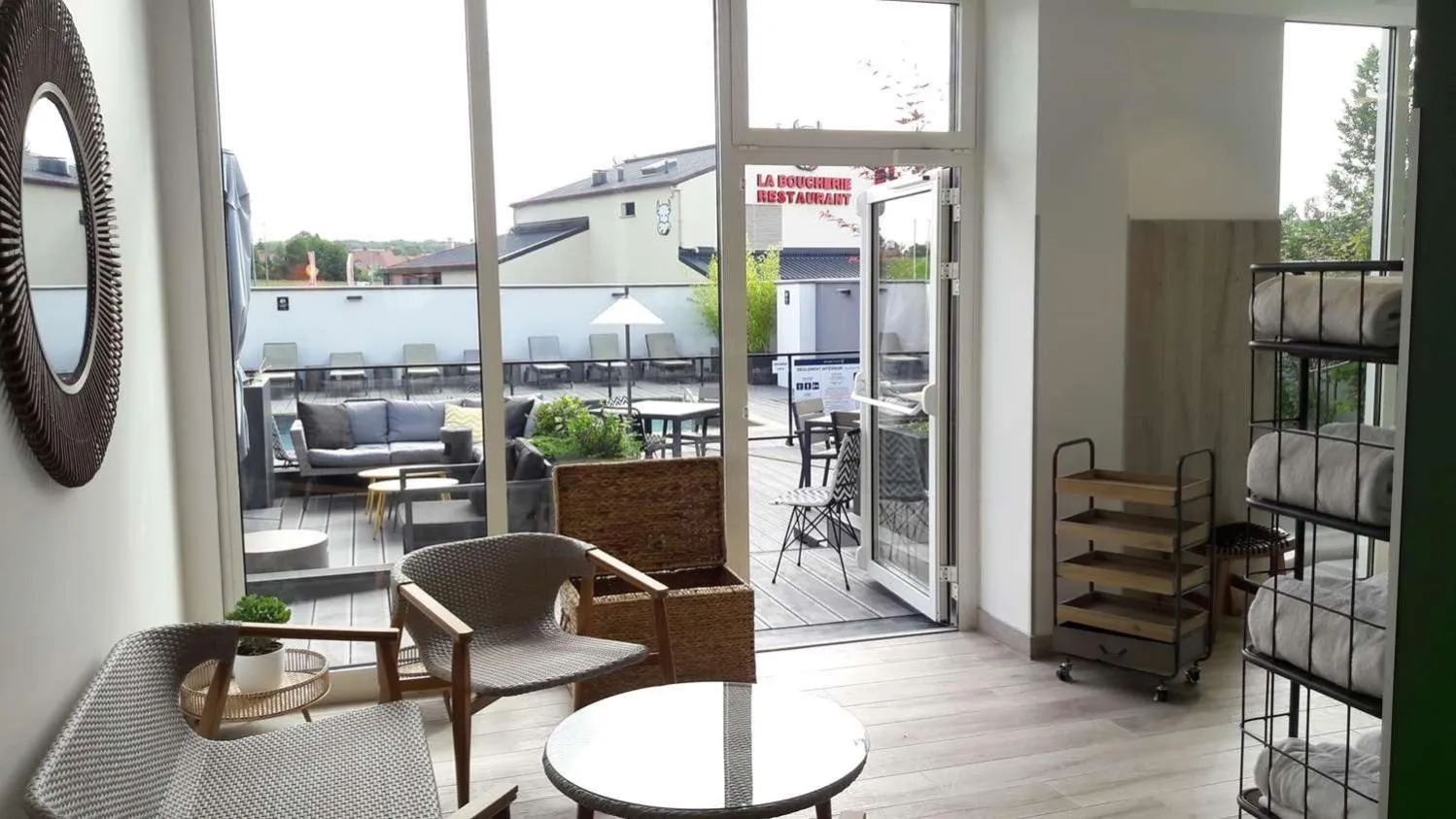 Spa and wellness centre/facilities in Golden Tulip Roissy Saint Witz