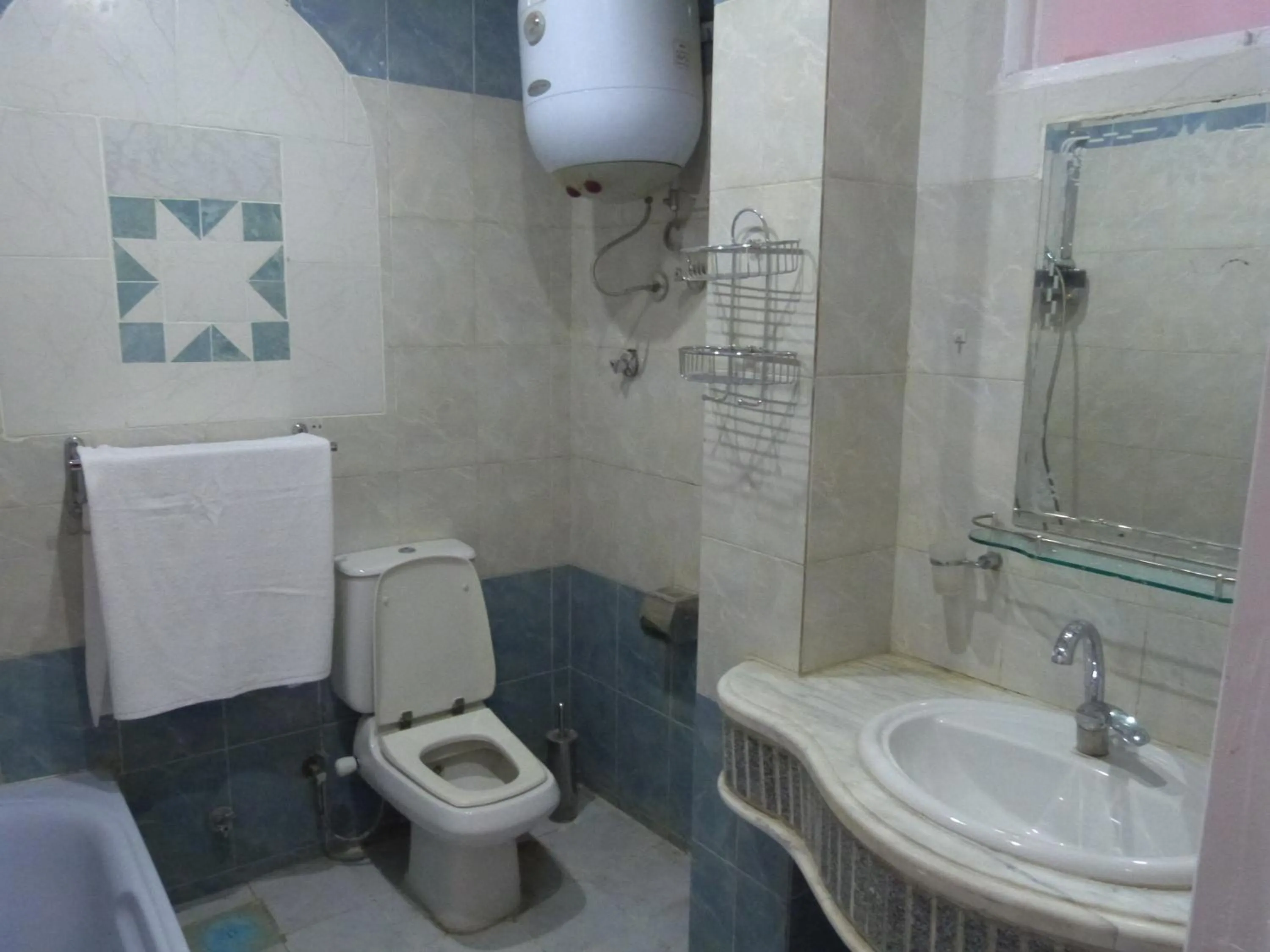 Toilet in Spring Hotel Luxor