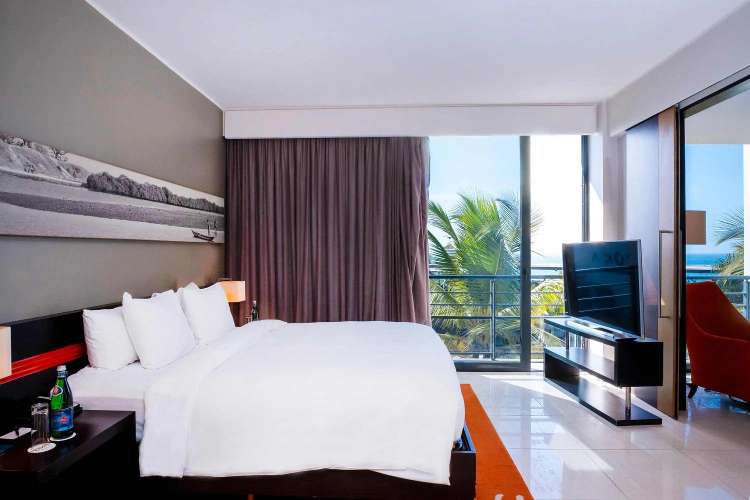 Bed in Noom Hotel Dakar Sea Plaza, a member of Radisson Individuals