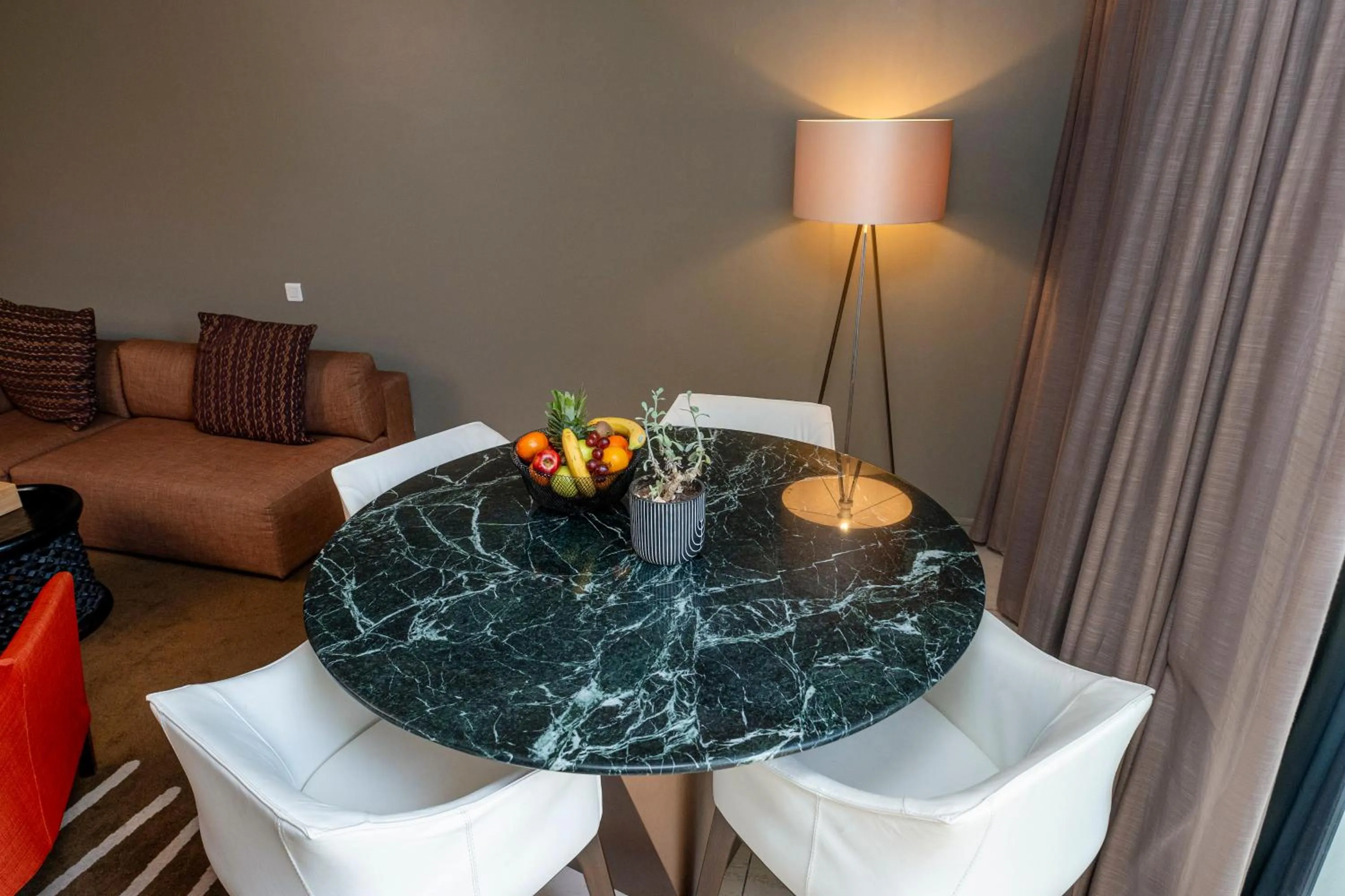 Living room in Noom Hotel Dakar Sea Plaza, a member of Radisson Individuals