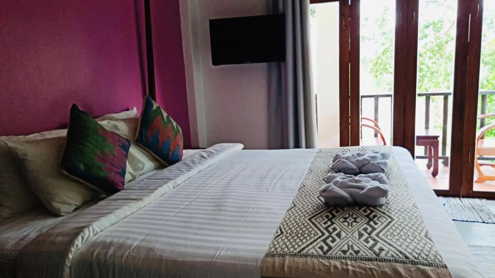 Bed in Moonlight Champa Riverview