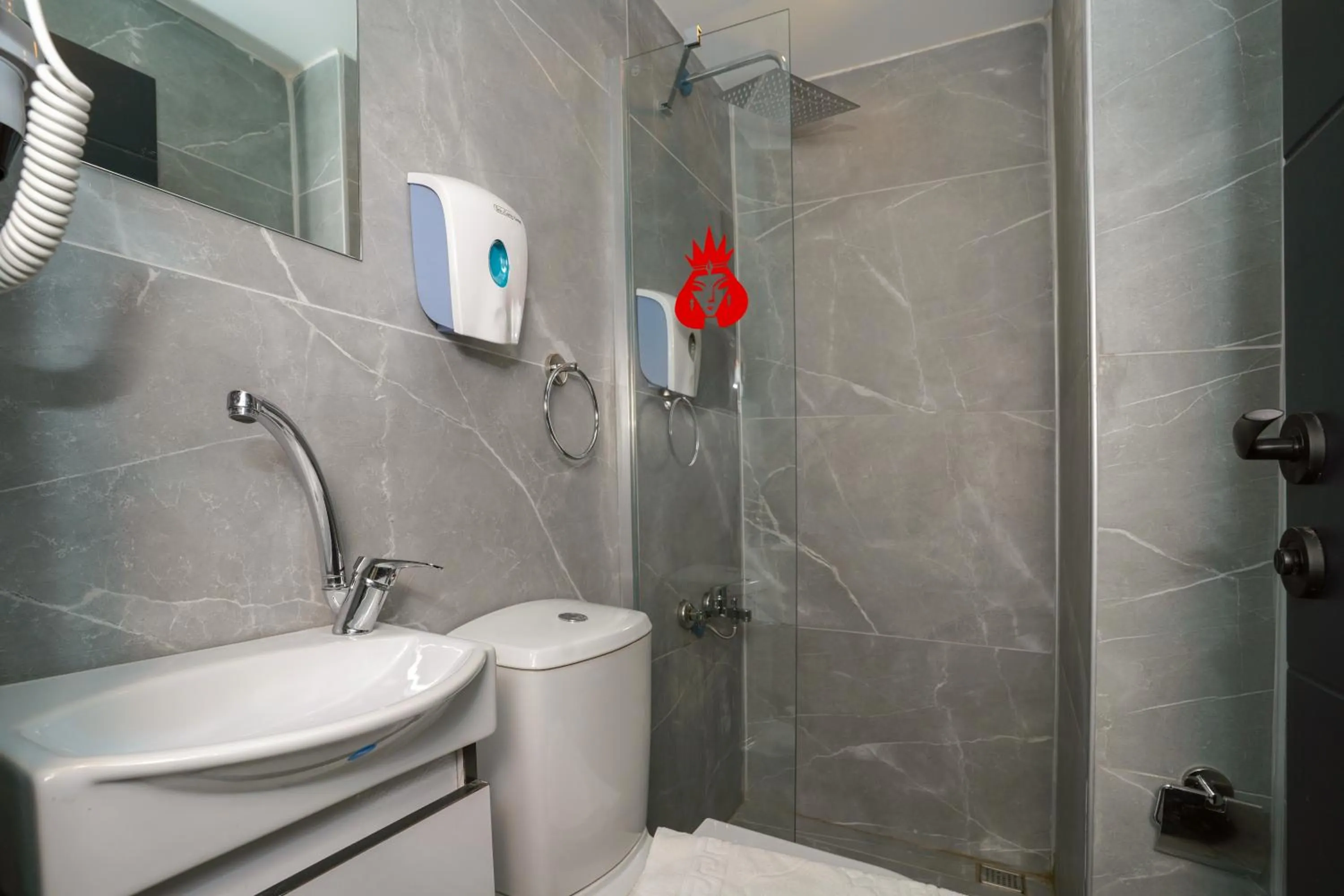 Bathroom in Miss Cleopatra Hotel